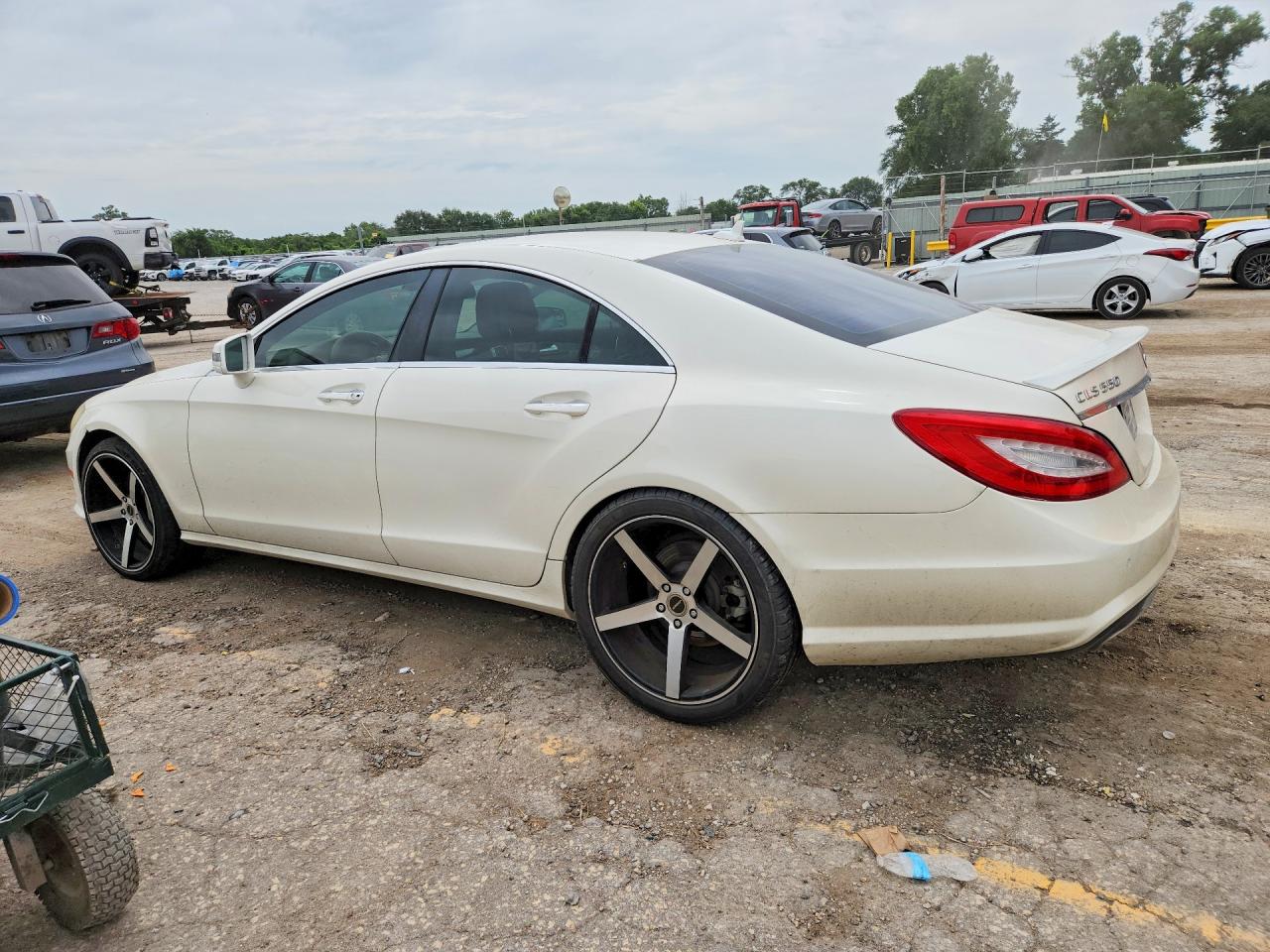 2012 Mercedes-benz Cls 550 4matic White vin: WDDLJ9BBXCA055069