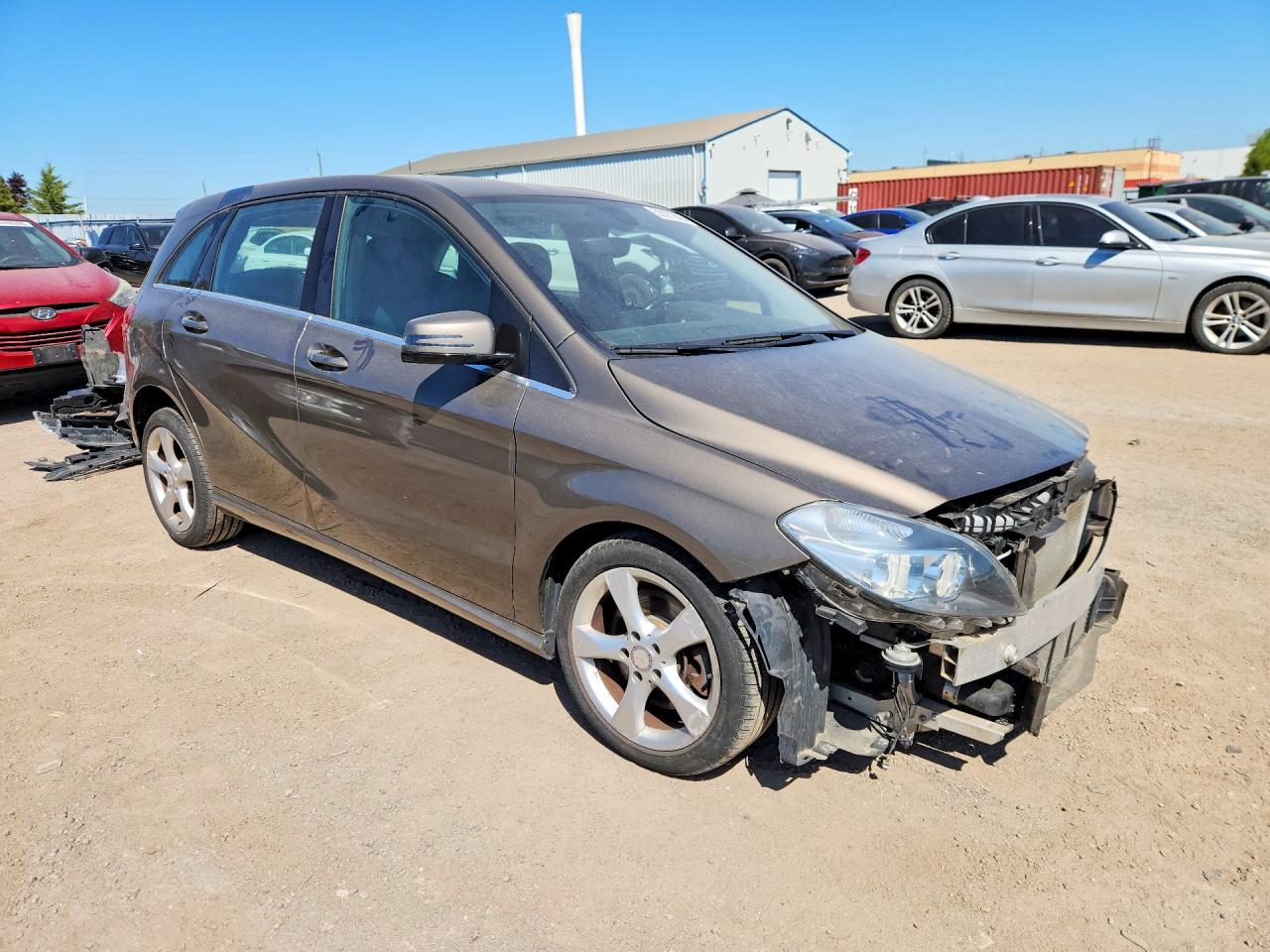 2013 Mercedes-benz B250 Gray vin: WDDMH4EB1DJ164438