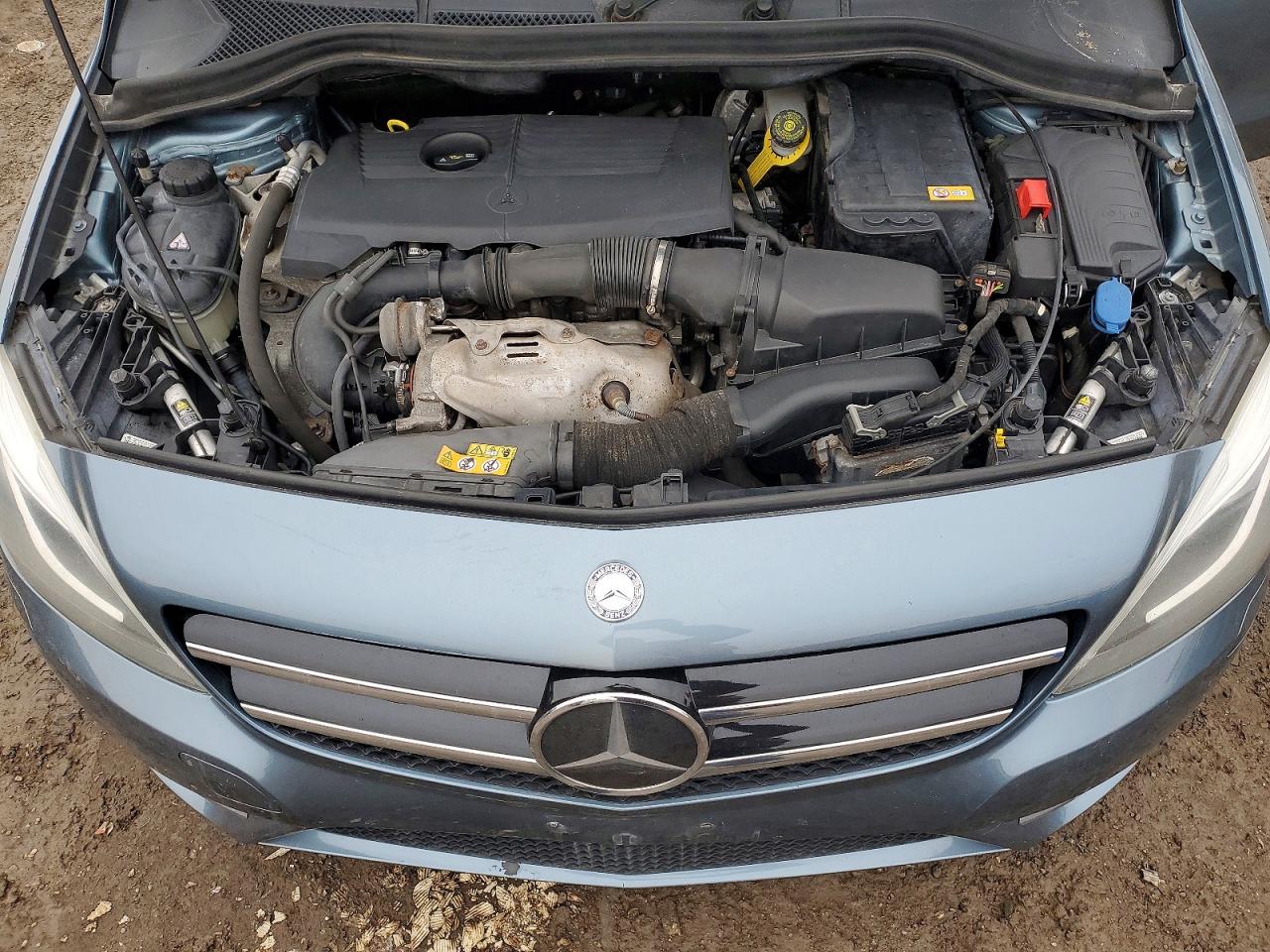 2013 Mercedes Benz B250 Blue vin: WDDMH4EB3DJ156115