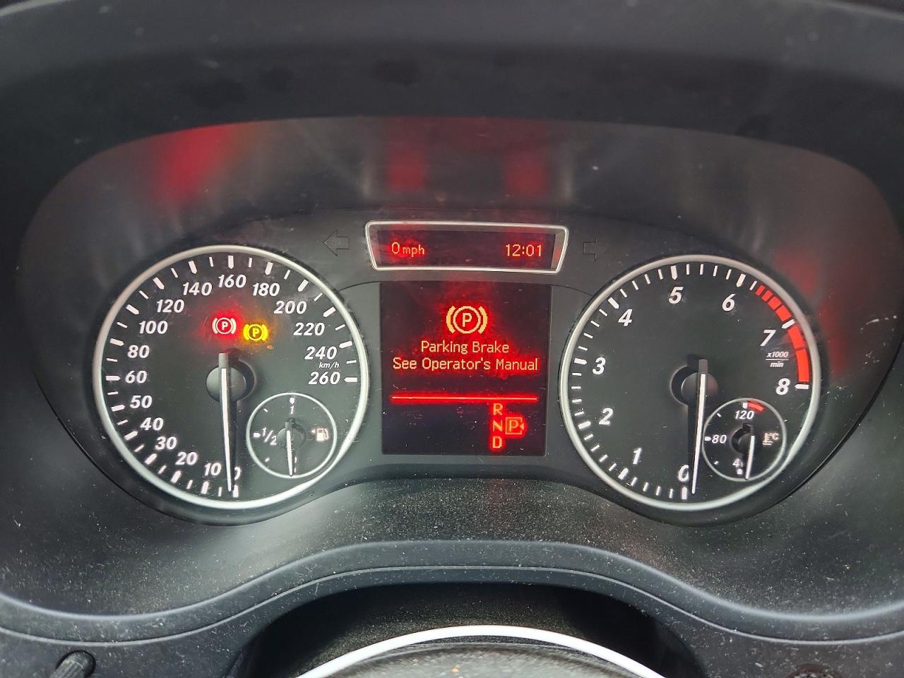 2014 Mercedes-benz B250 White vin: WDDMH4EB4EJ210815