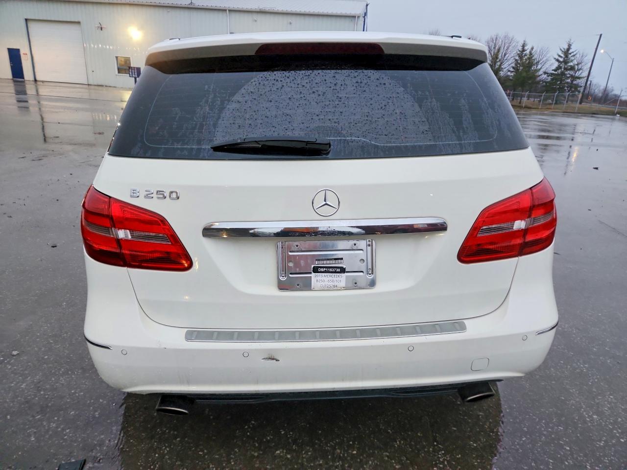 2013 Mercedes Benz B250 White vin: WDDMH4EB6DJ125764
