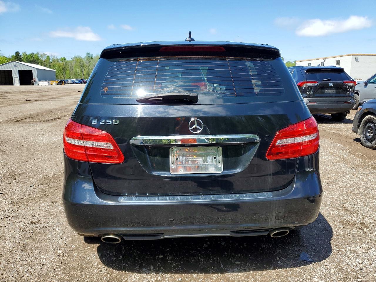 2014 Mercedes-benz B250 Charcoal vin: WDDMH4EB6EJ198263