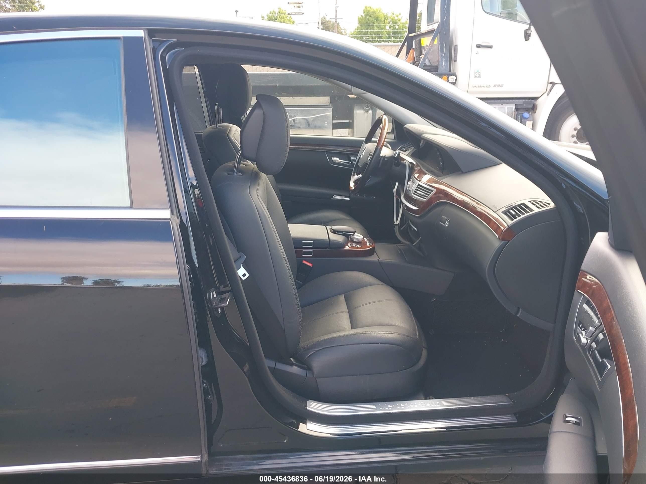 2009 Mercedes-benz S 450 4matic Черный vin: WDDNF84X29A285064