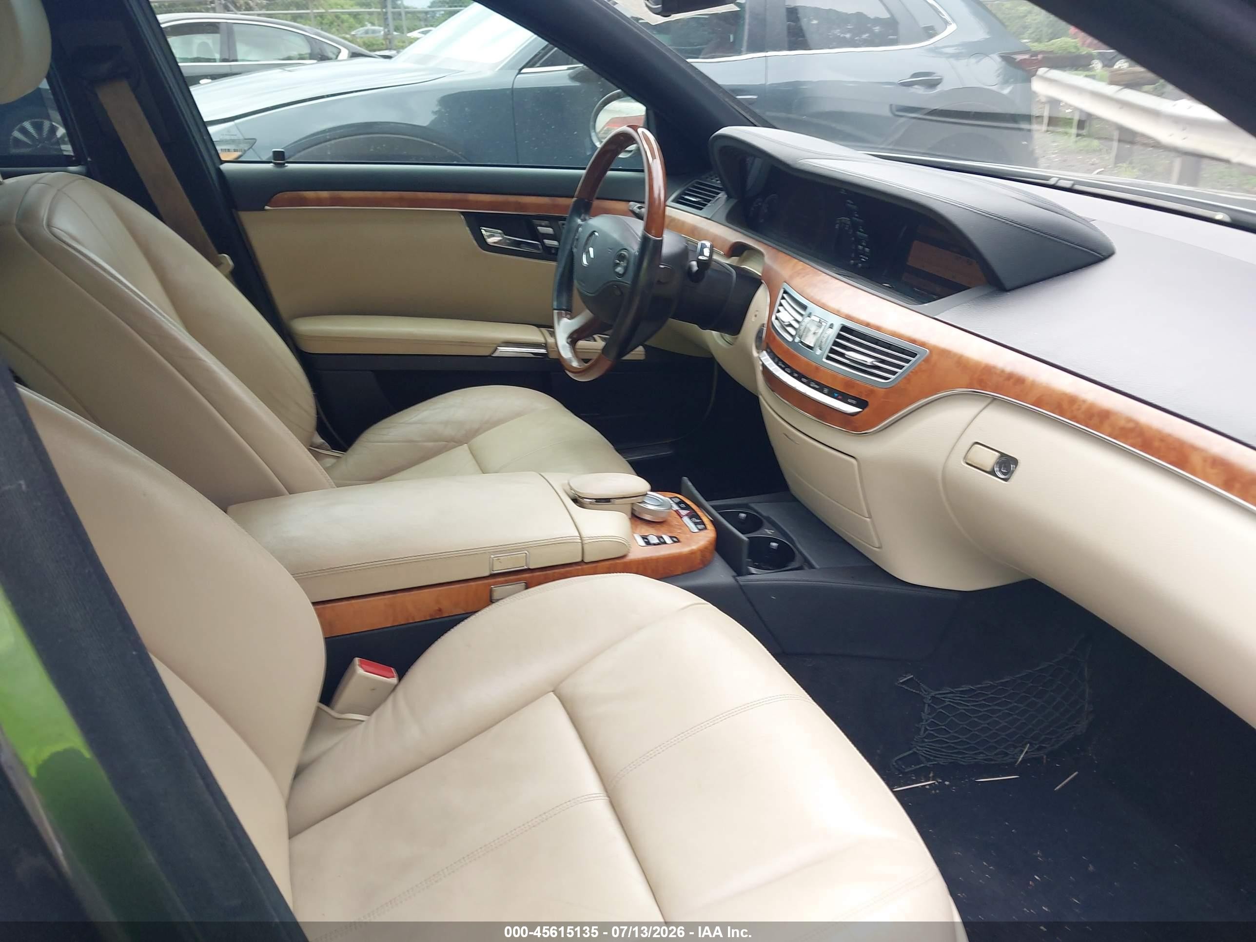 2007 Mercedes-benz S 550   Gray vin: WDDNG71X07A031314