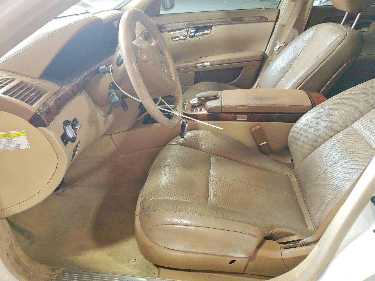 2007 Mercedes-benz S 550 White vin: WDDNG71X07A082134