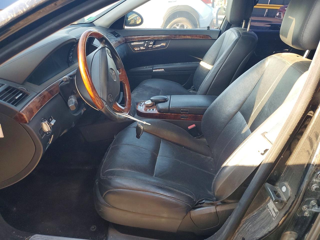 2007 Mercedes-benz S 550 Black vin: WDDNG71X07A115746