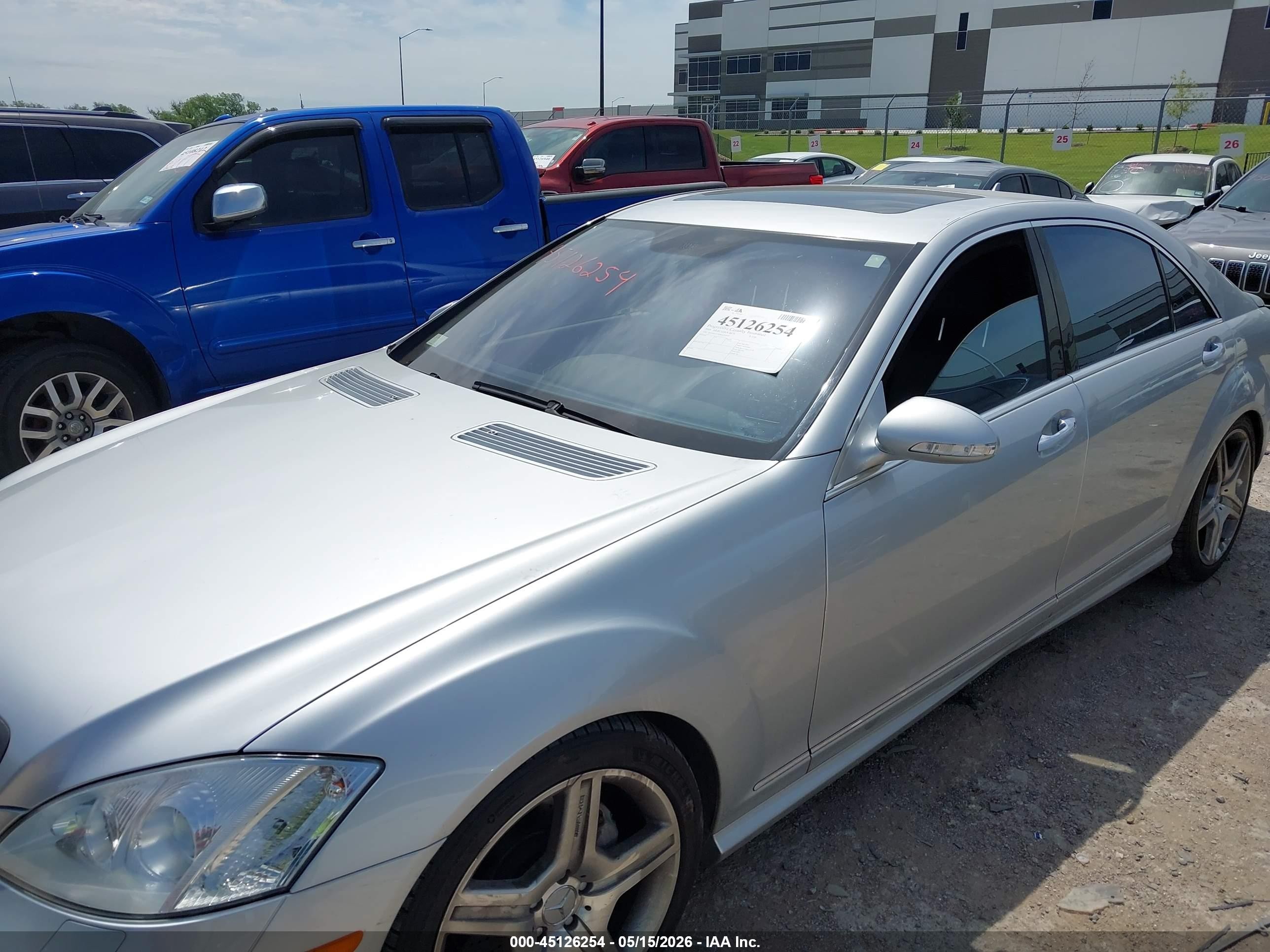 2008 Mercedes-benz S 550   Серебряный vin: WDDNG71X08A219977