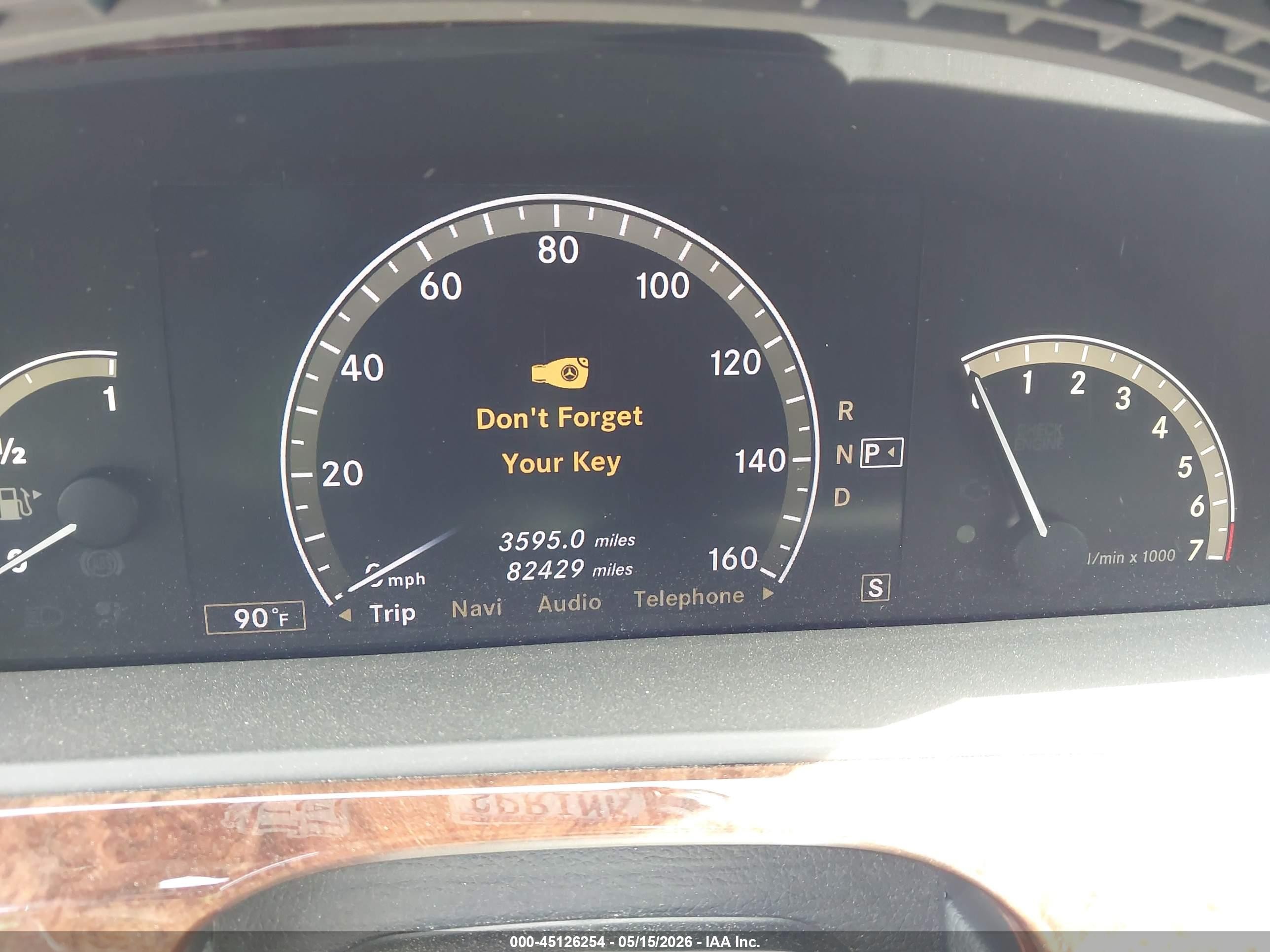 2008 Mercedes-benz S 550   Серебряный vin: WDDNG71X08A219977