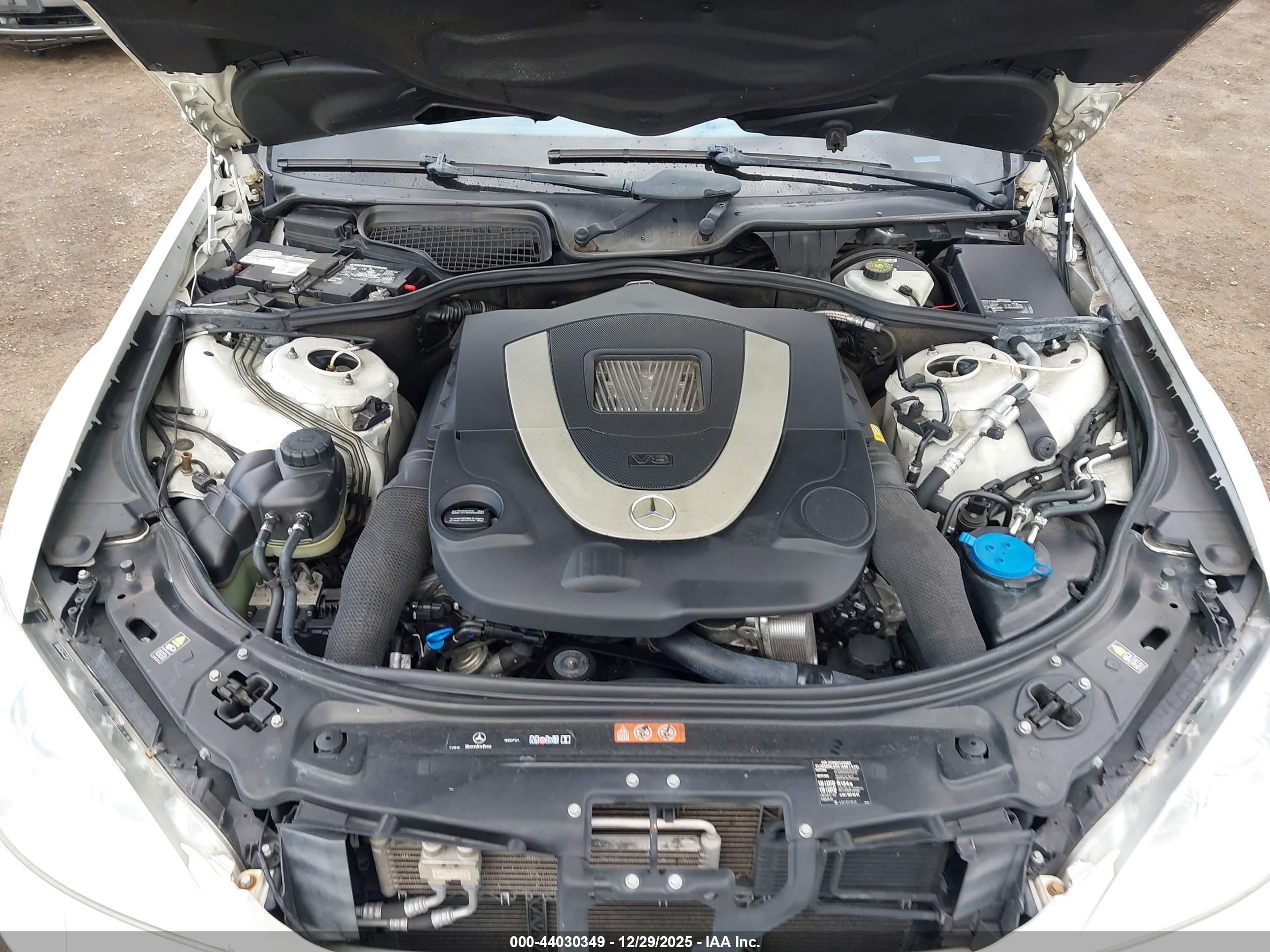 2009 Mercedes-benz S 550   Белый vin: WDDNG71X09A243245