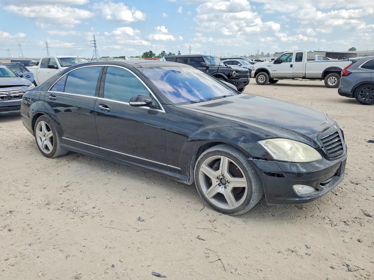 2009 Mercedes-benz S 550 Black vin: WDDNG71X09A282966