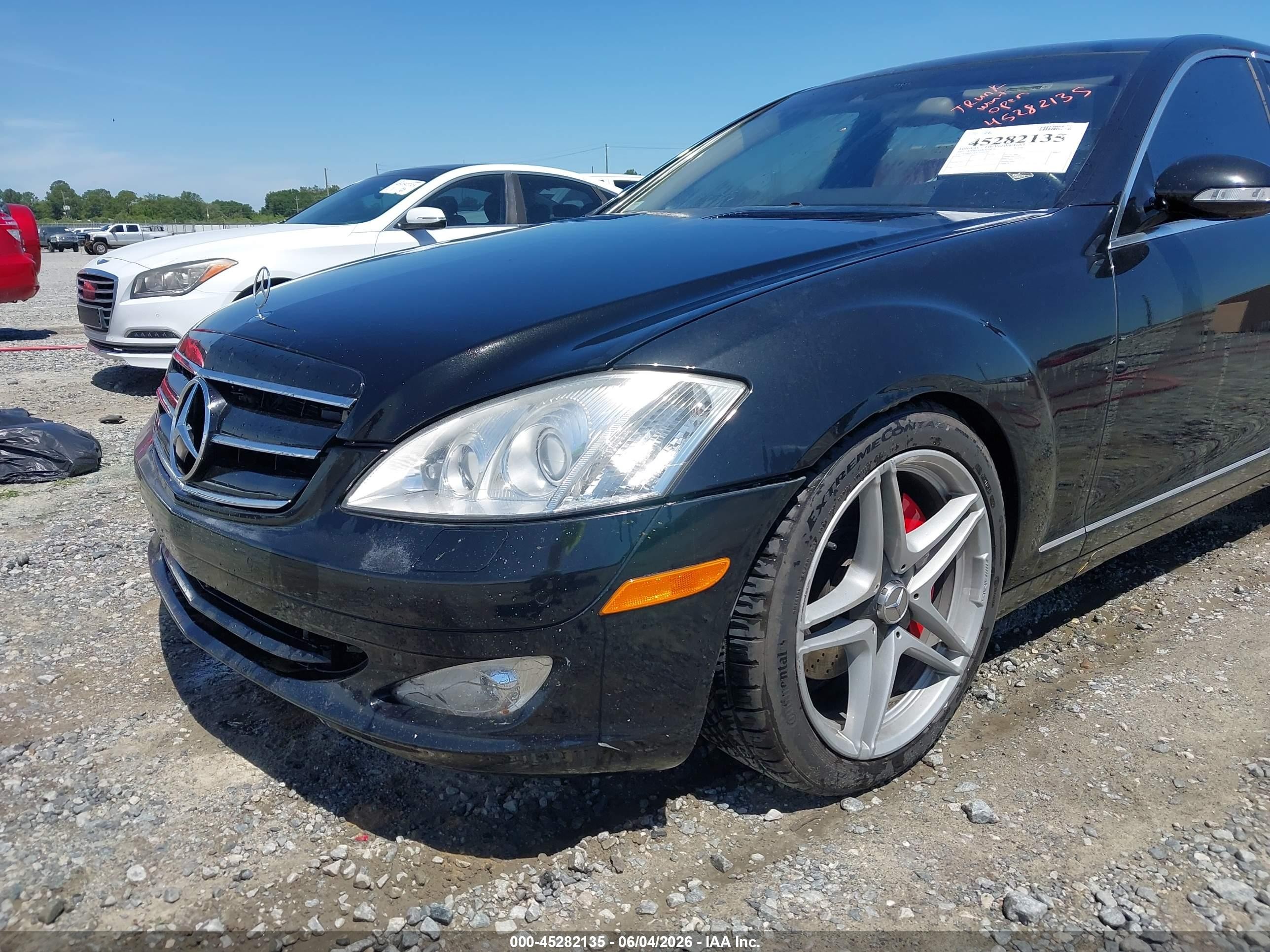 2007 Mercedes-benz S 550   Black vin: WDDNG71X17A011105