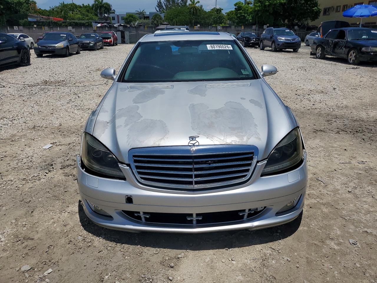 2007 Mercedes-benz S 550 Silver vin: WDDNG71X27A107972