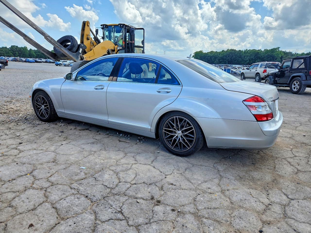 2007 Mercedes-benz S 550 Silver vin: WDDNG71X37A033297