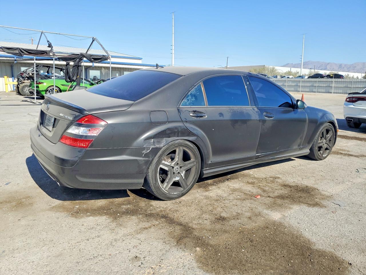 2008 Mercedes-benz S 550 Black vin: WDDNG71X38A210884