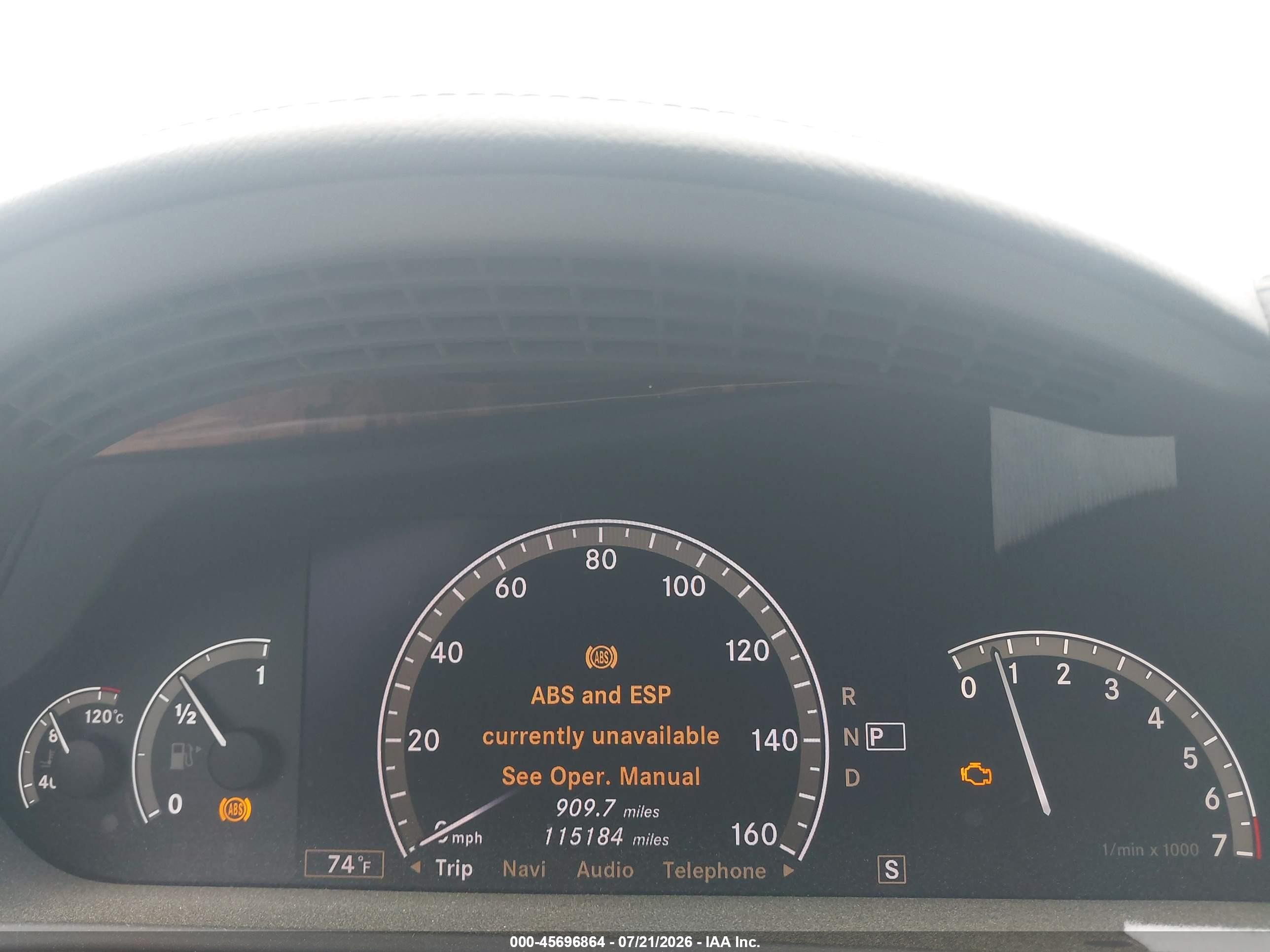 2007 Mercedes-benz S 550   Silver vin: WDDNG71X47A036290