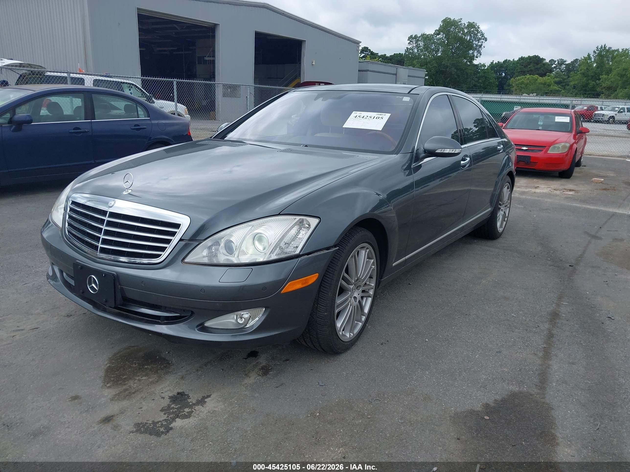 2007 Mercedes-benz S 550   Gray vin: WDDNG71X47A039805