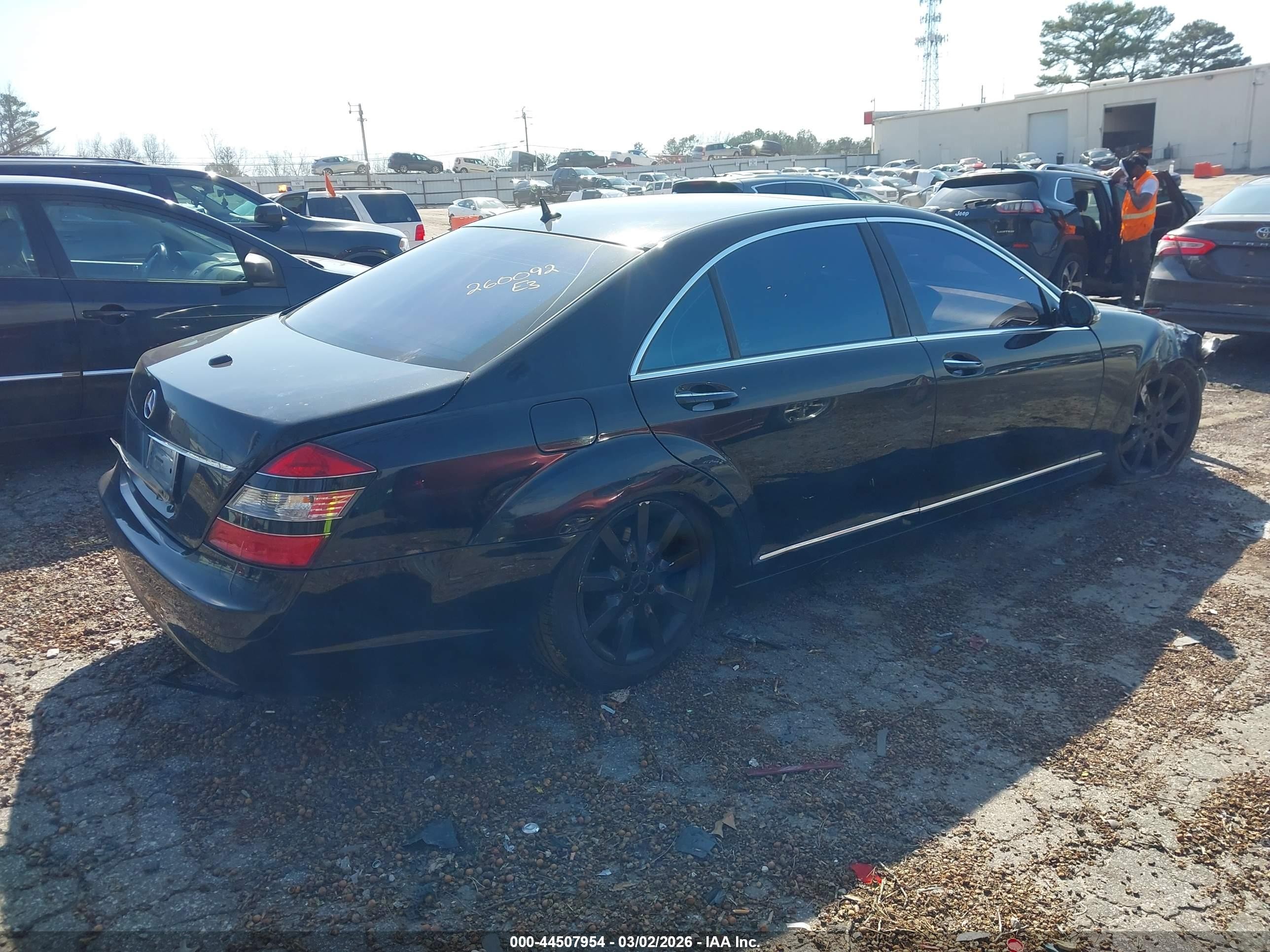 2007 Mercedes-benz S 550   Черный vin: WDDNG71X67A059697