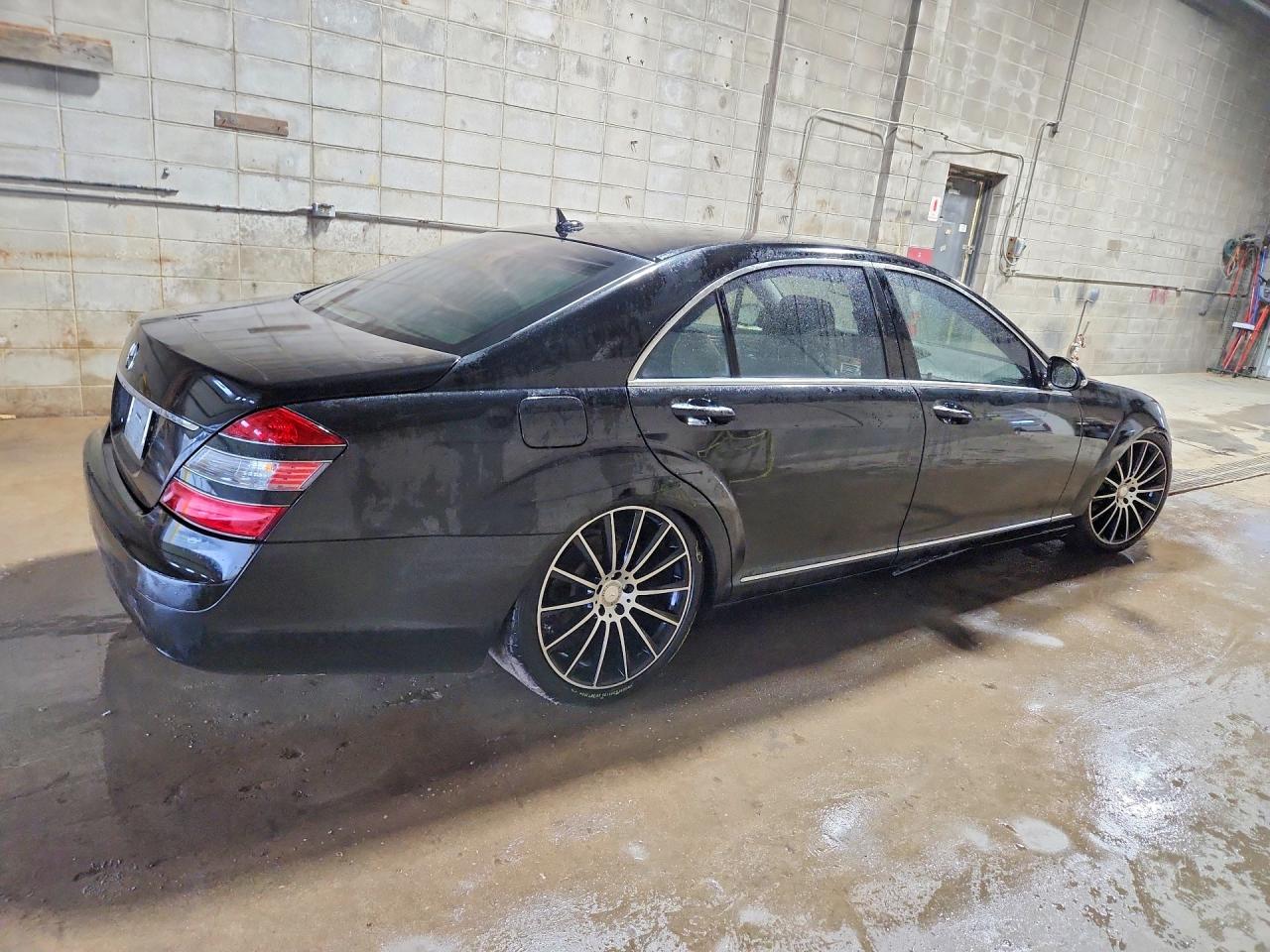 2007 Mercedes-benz S 550 Black vin: WDDNG71X67A137167