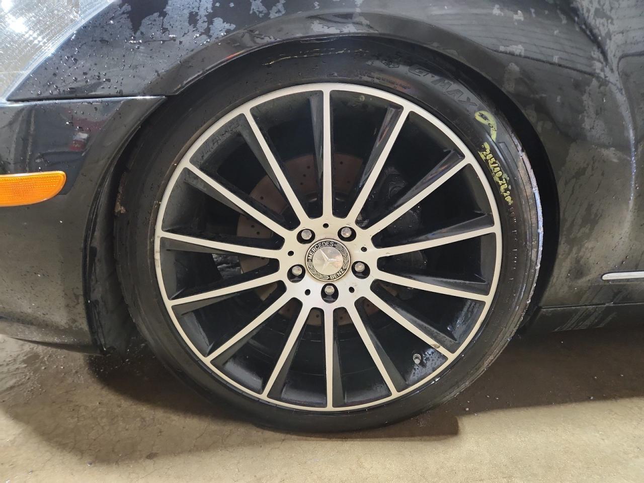 2007 Mercedes-benz S 550 Black vin: WDDNG71X67A137167 Damage: Left Front Wheel, Curb Rash, 6 To 7 Inches