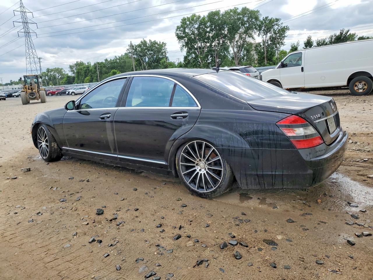 2007 Mercedes-benz S 550 Black vin: WDDNG71X67A137167
