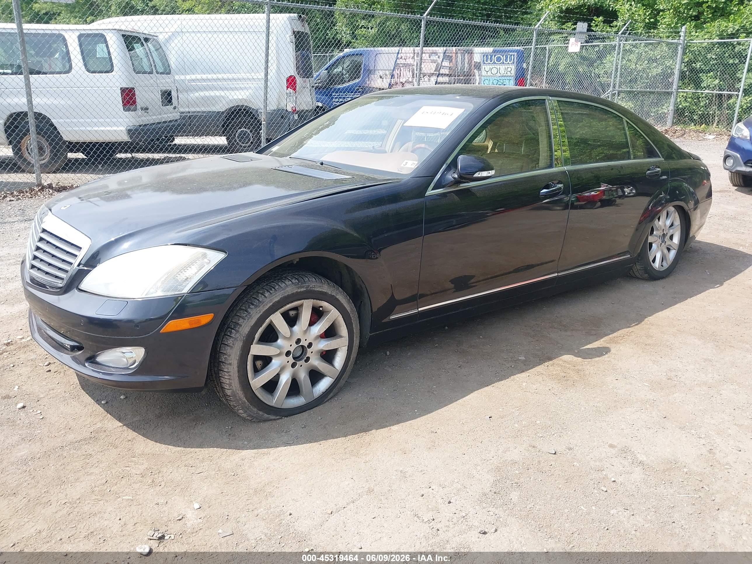 2008 Mercedes-benz S 550   Dark Blue vin: WDDNG71X68A176097