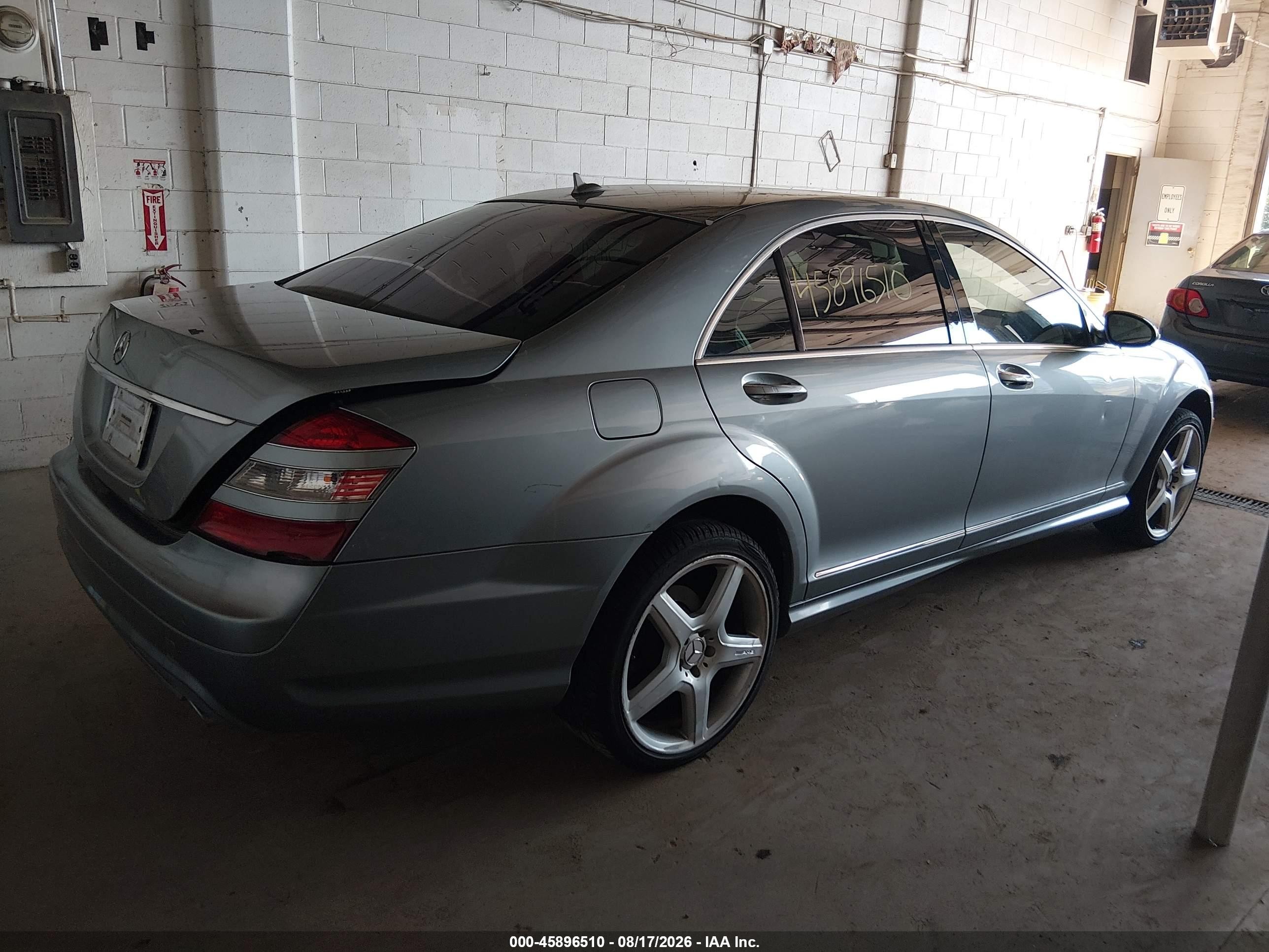 2008 Mercedes-benz S 550   Gray vin: WDDNG71X68A186340