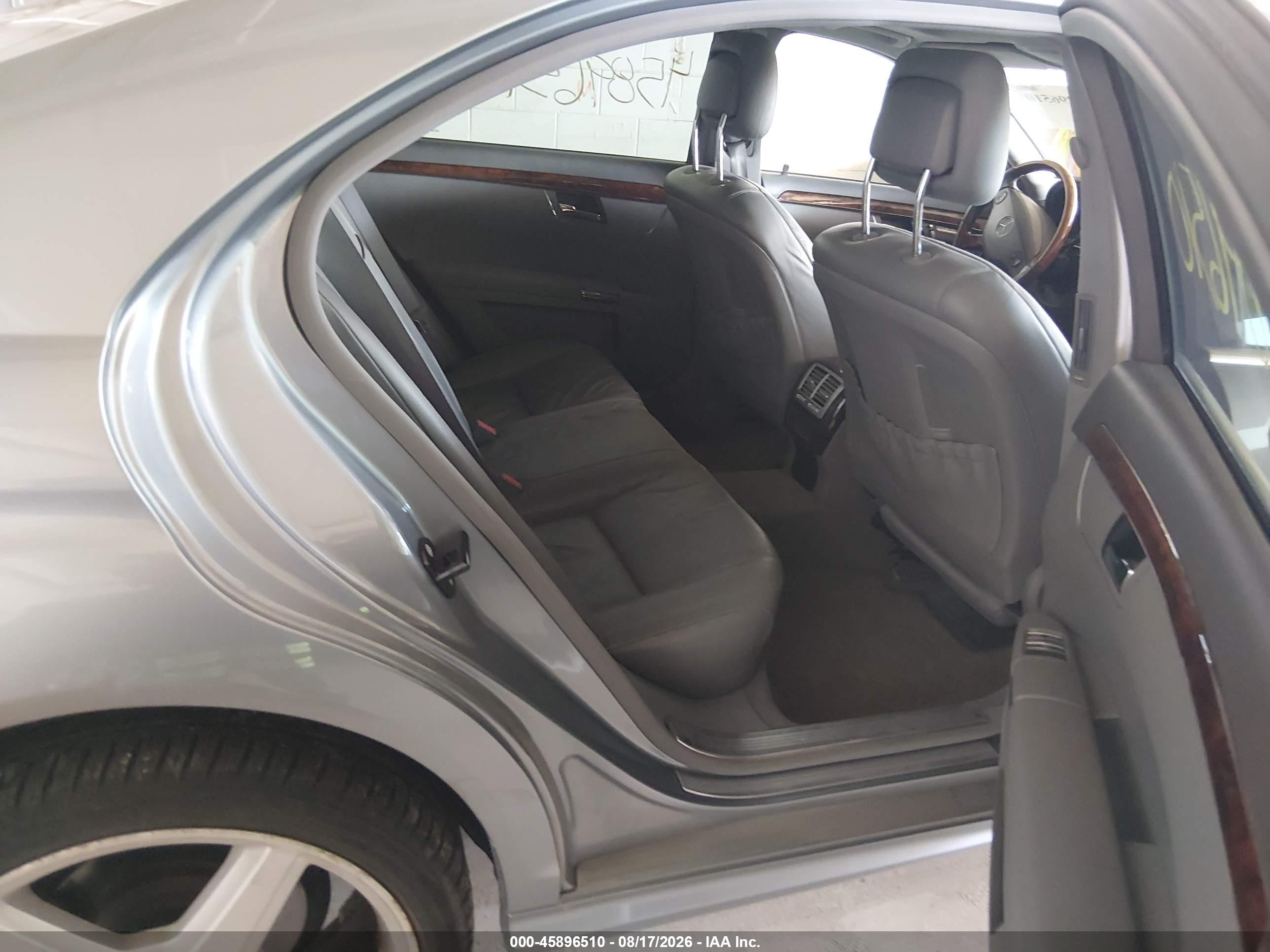 2008 Mercedes-benz S 550   Gray vin: WDDNG71X68A186340