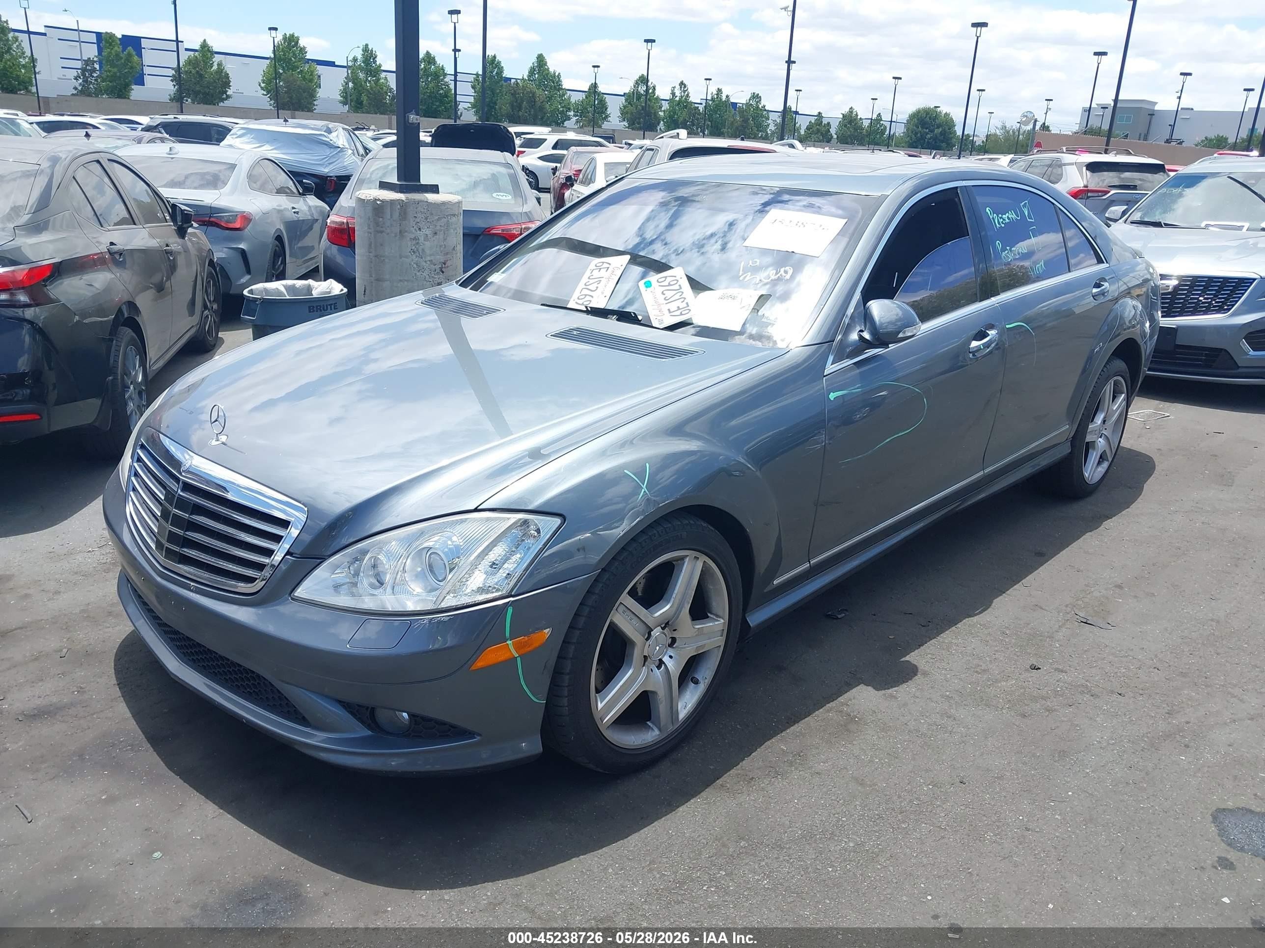 2007 Mercedes-benz S 550   Gray vin: WDDNG71X77A131832