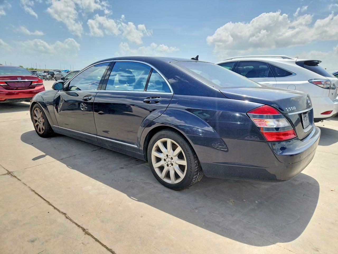 2008 Mercedes-benz S 550 Black vin: WDDNG71X78A173631