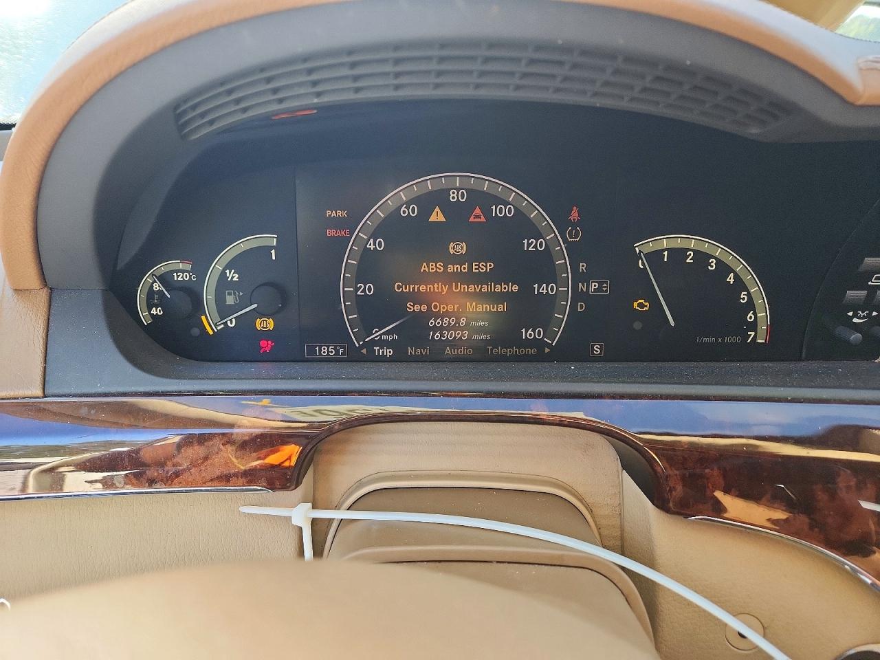 2008 Mercedes-benz S 550 White vin: WDDNG71X78A181969