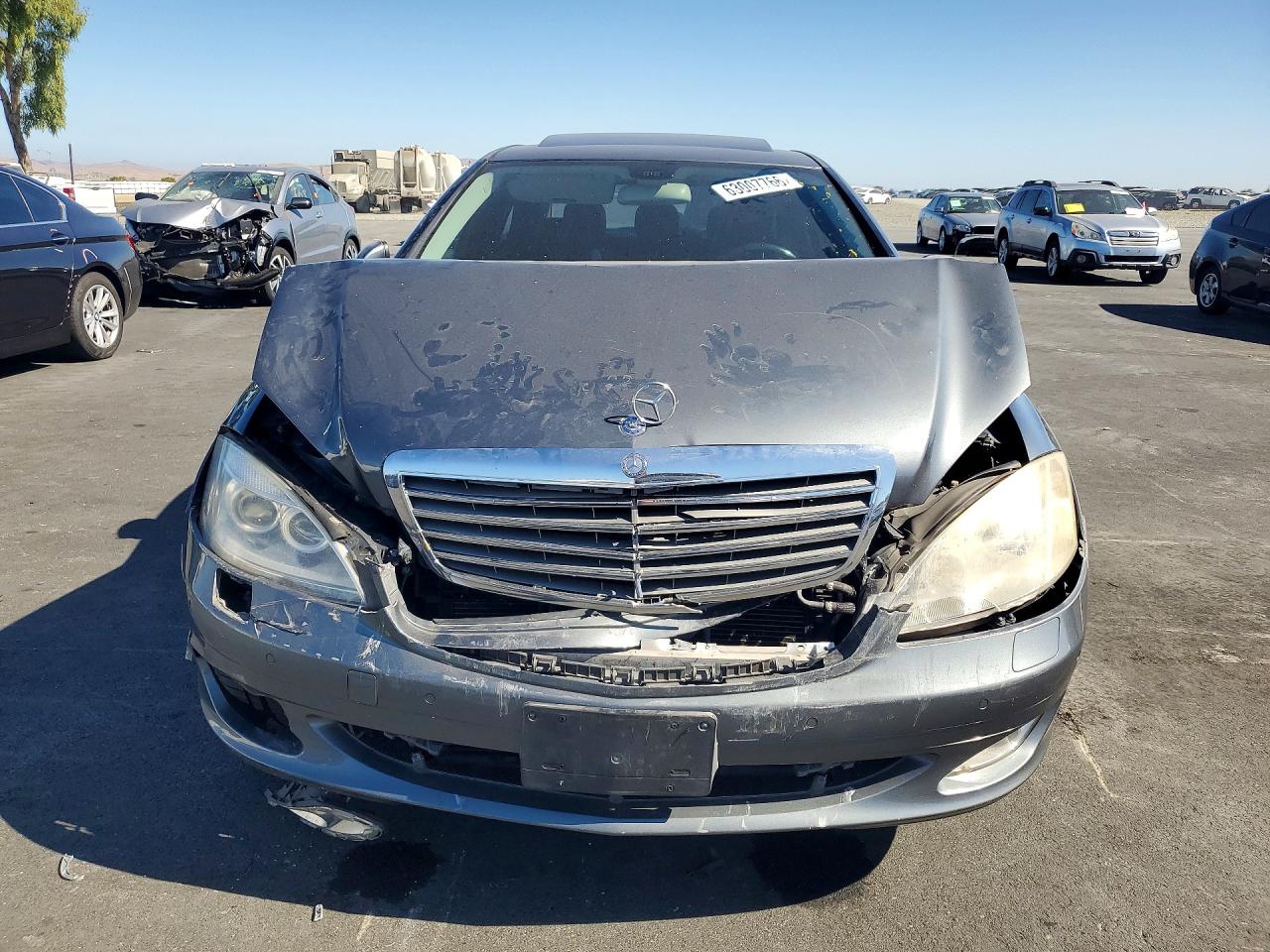 2007 Mercedes-benz S 550 Gray vin: WDDNG71X87A014986