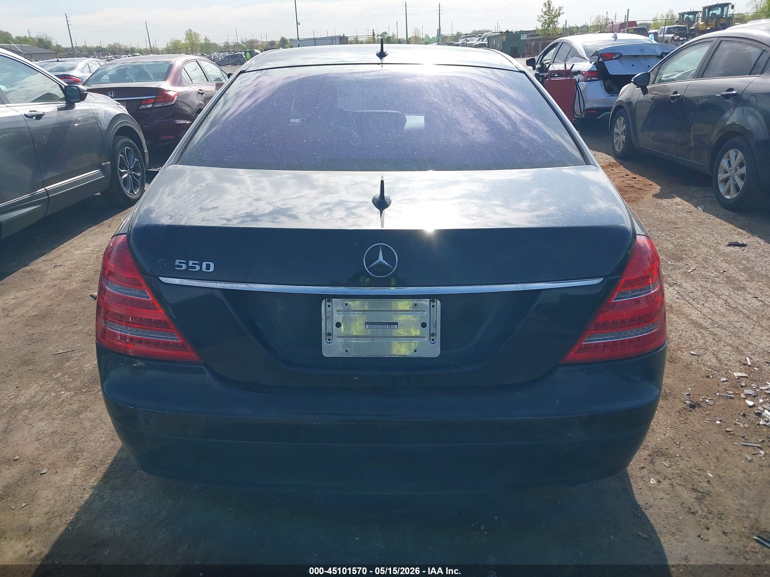 2007 Mercedes-benz S 550   Black vin: WDDNG71X87A016012