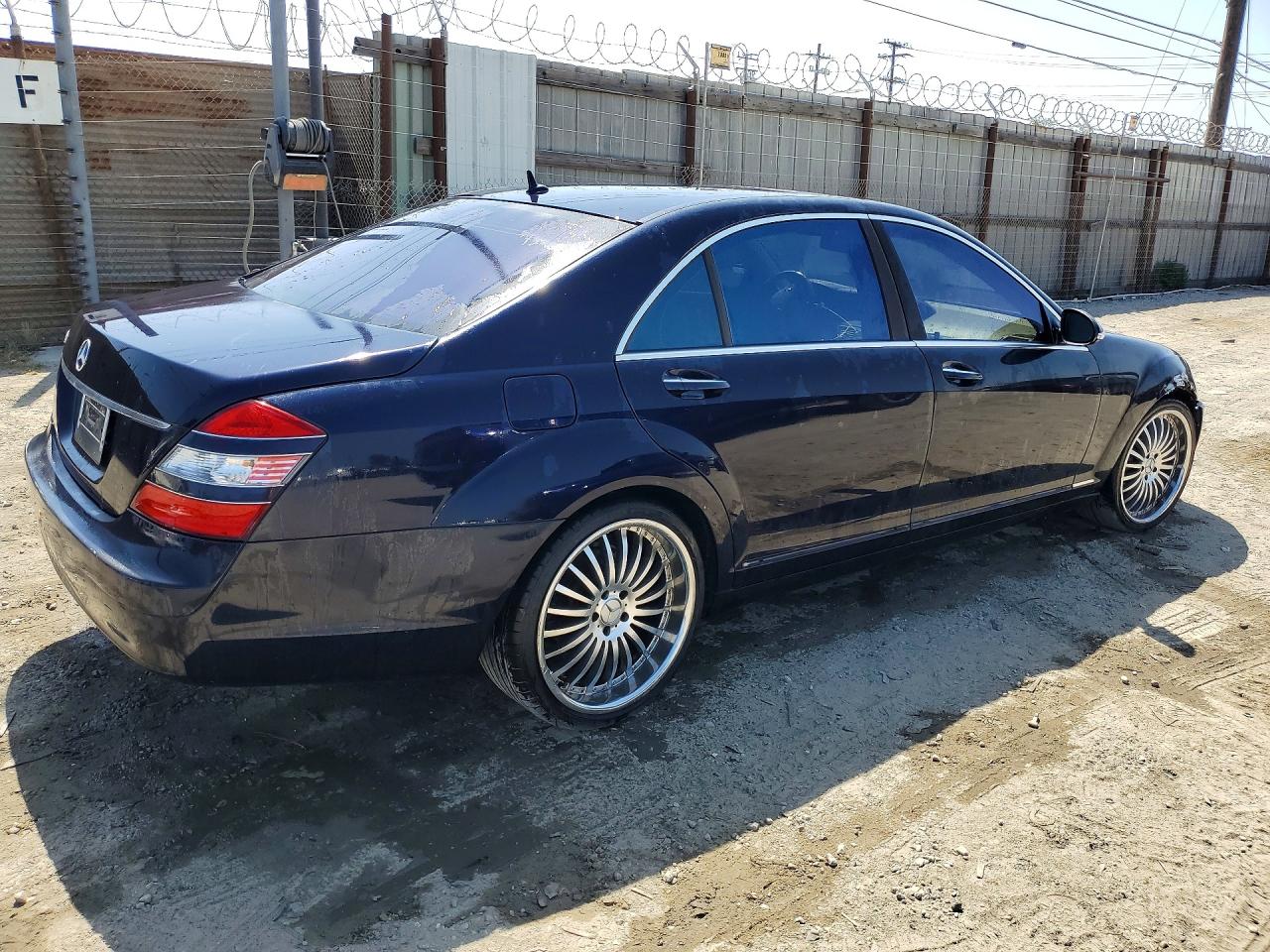 2007 Mercedes-benz S 550 Blue vin: WDDNG71X87A039080