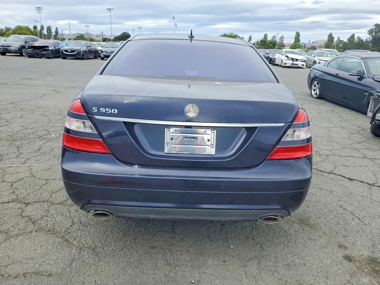 2007 Mercedes-benz S 550 Blue vin: WDDNG71X87A112030