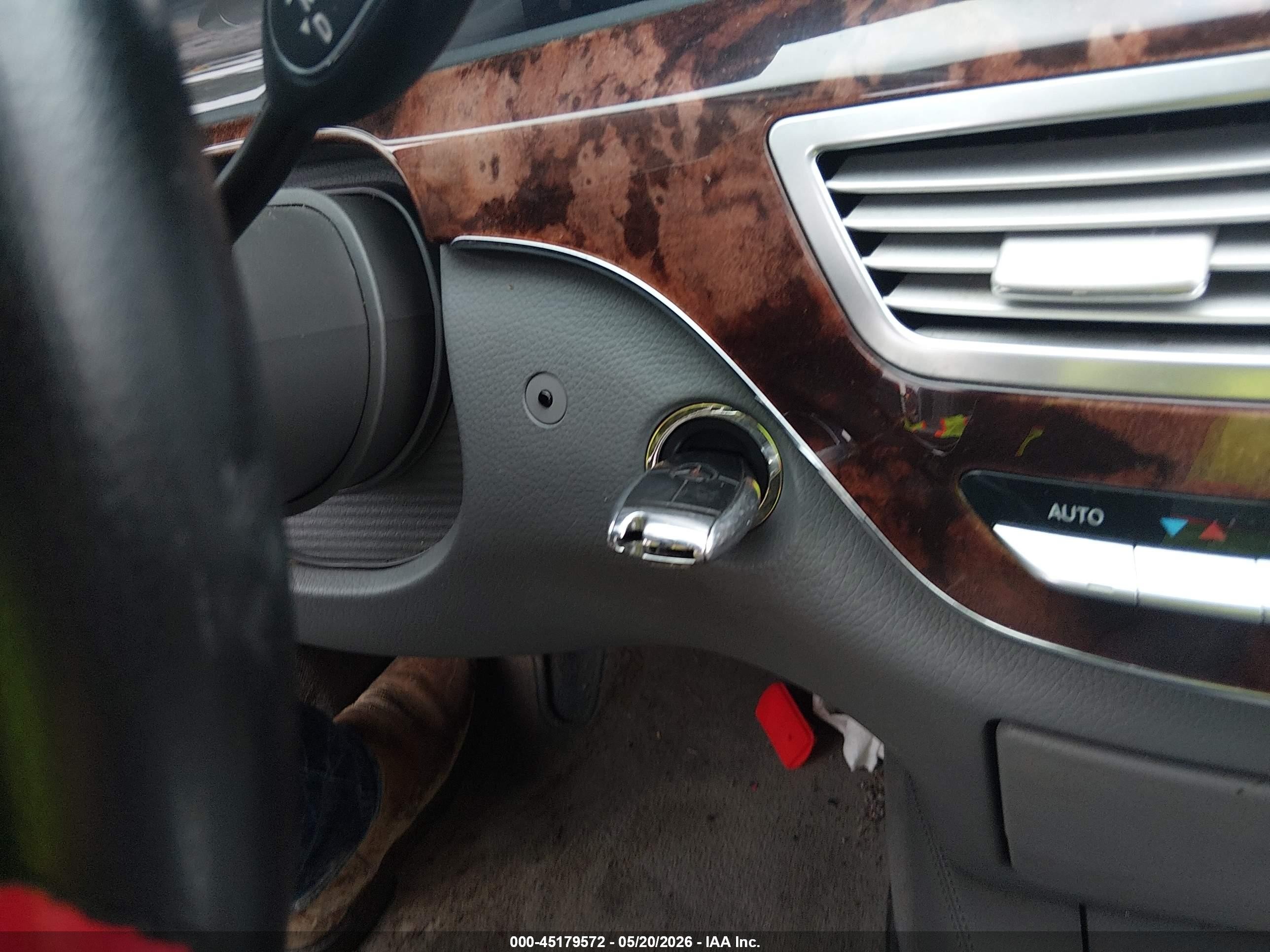 2008 Mercedes-benz S 550   Серый vin: WDDNG71X88A181043