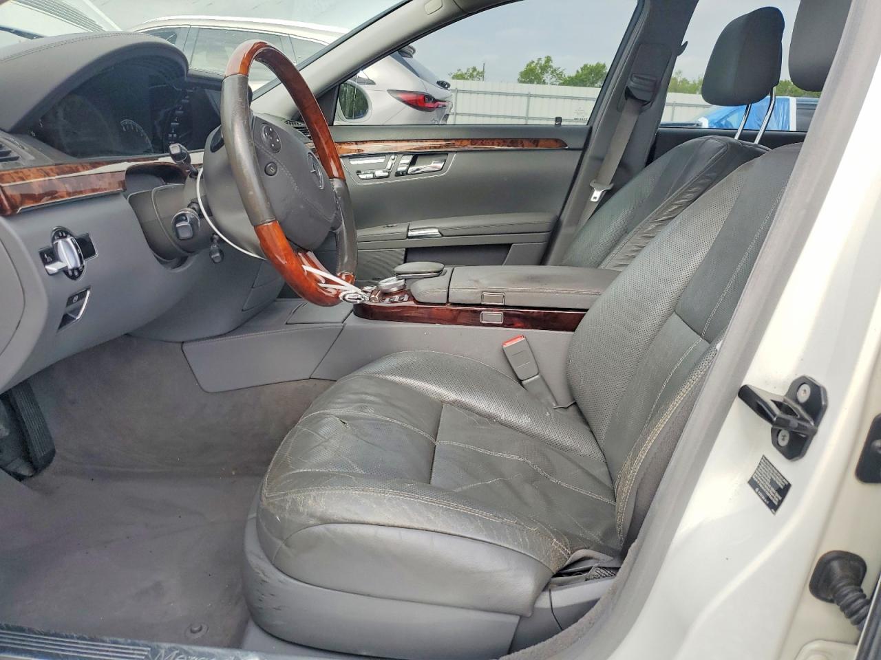 2008 Mercedes-benz S 550 Белый vin: WDDNG71X88A222402