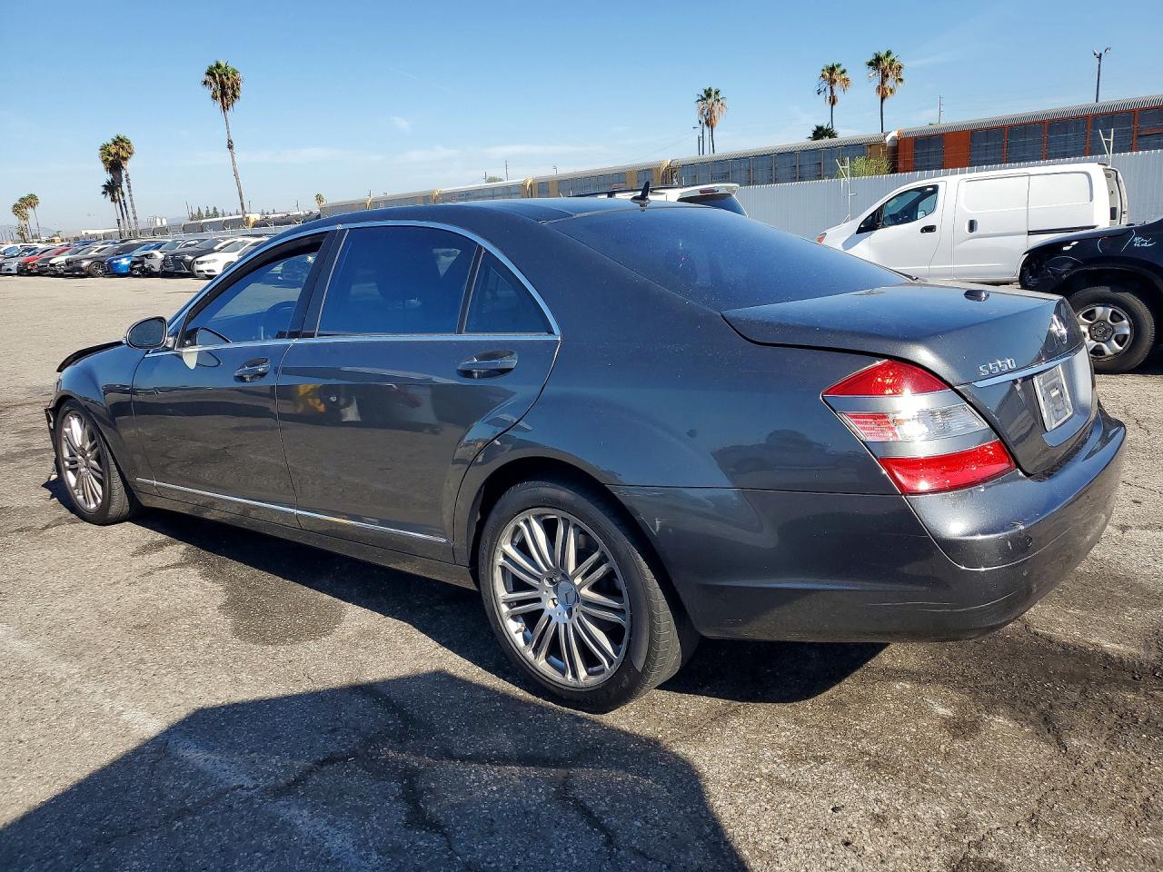 2007 Mercedes-benz S 550 Gray vin: WDDNG71X97A032283