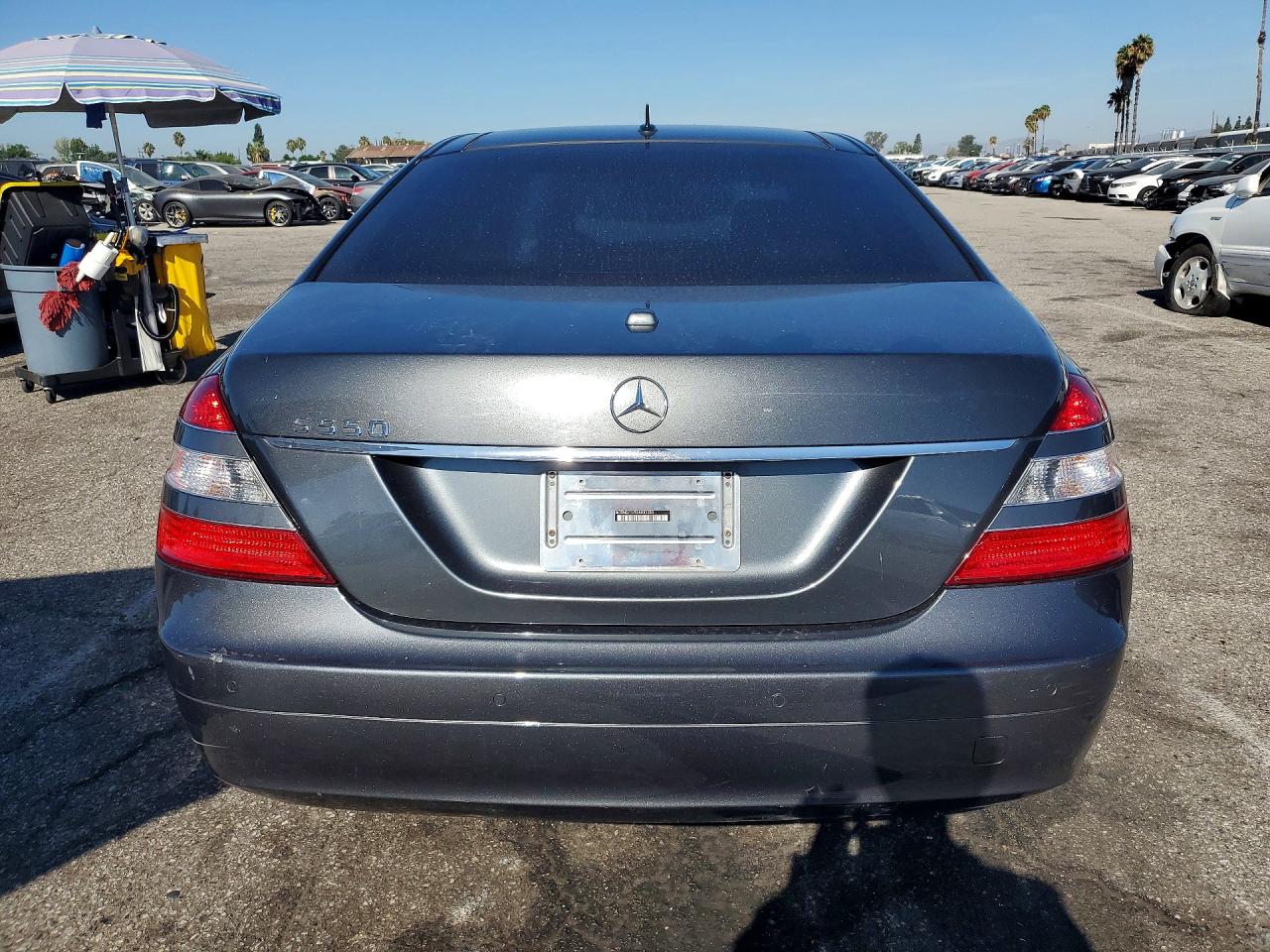 2007 Mercedes-benz S 550 Gray vin: WDDNG71X97A032283