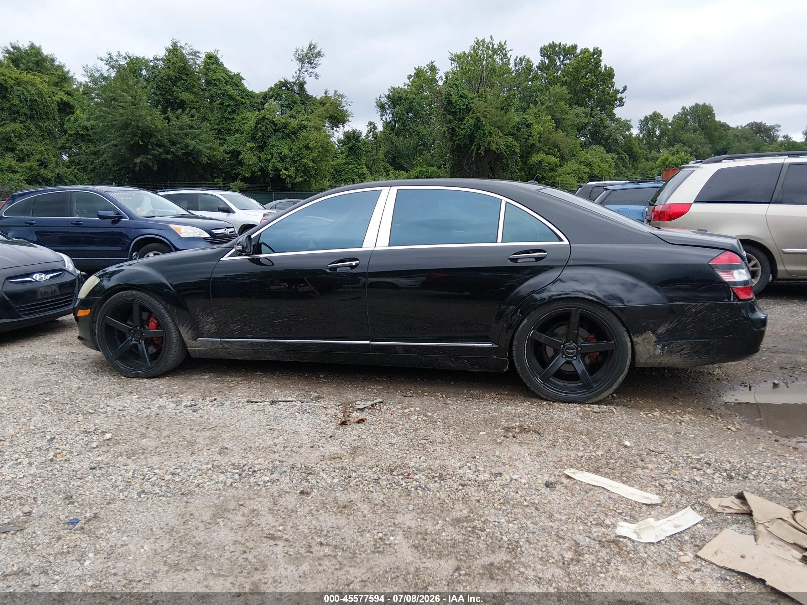 2007 Mercedes-benz S 550   Black vin: WDDNG71X97A043221