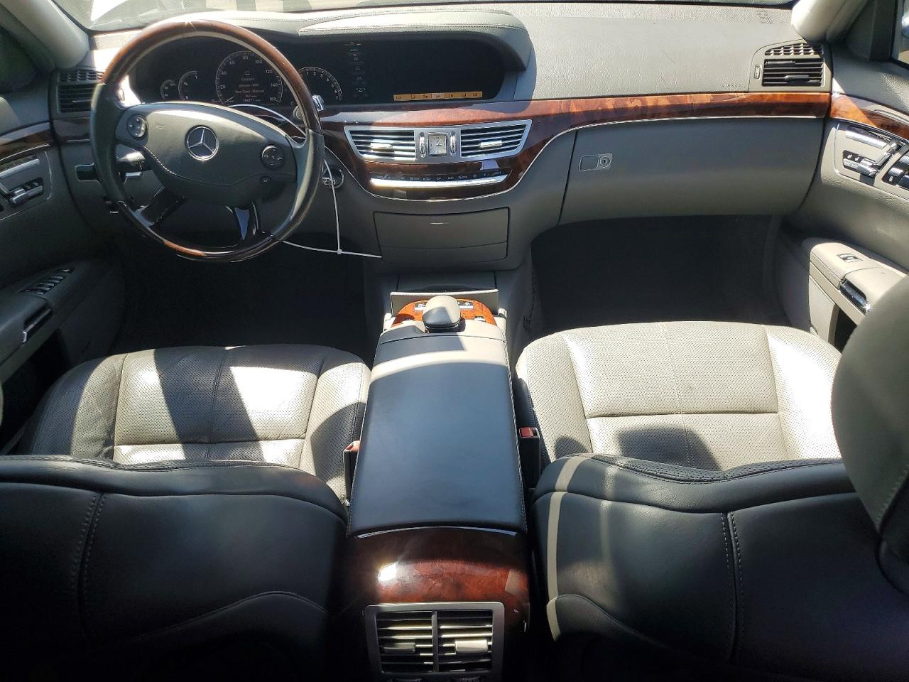 2007 Mercedes-benz S 550 Серебряный vin: WDDNG71X97A056163