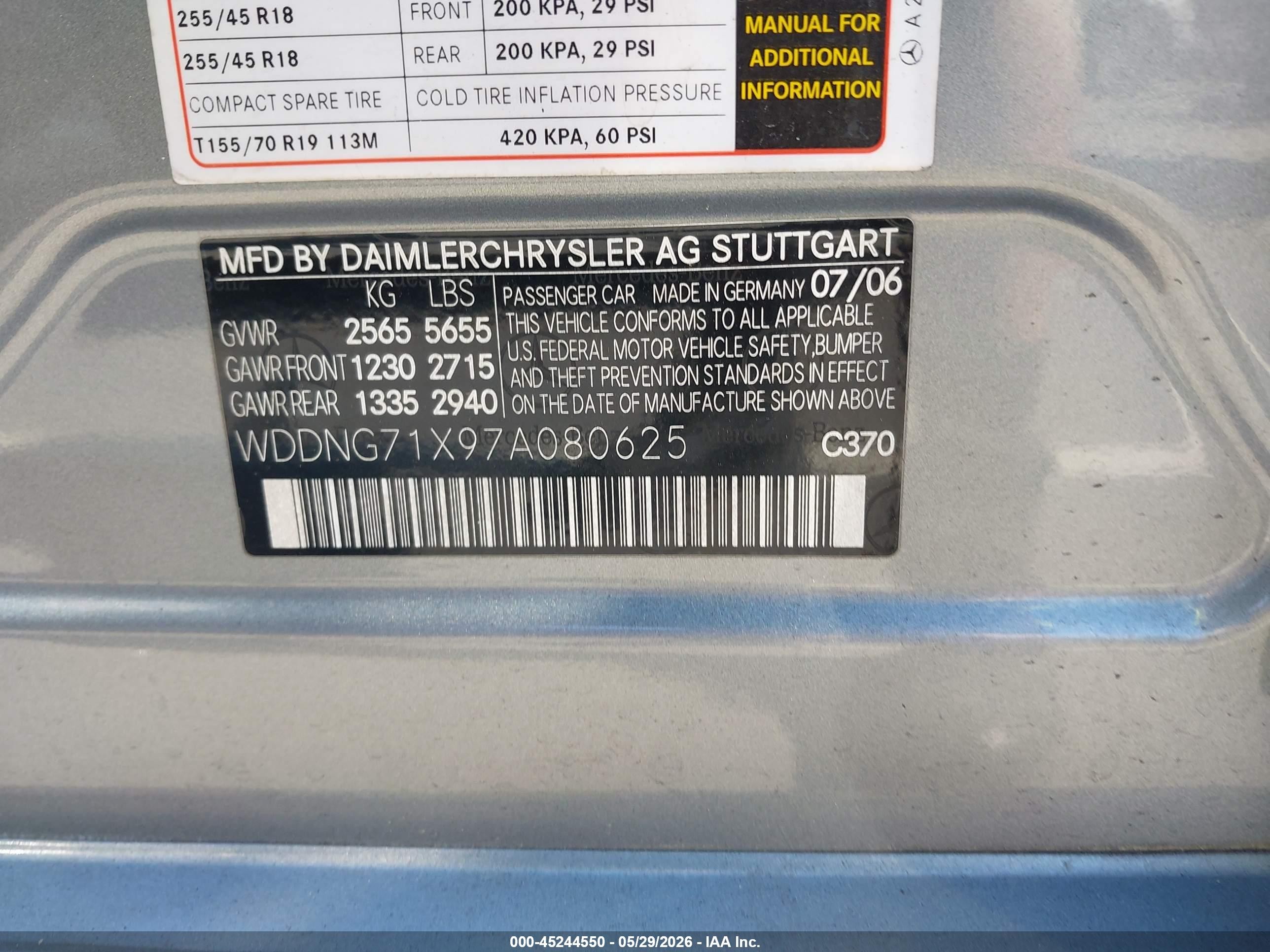 2007 Mercedes-benz S 550   Light Blue vin: WDDNG71X97A080625
