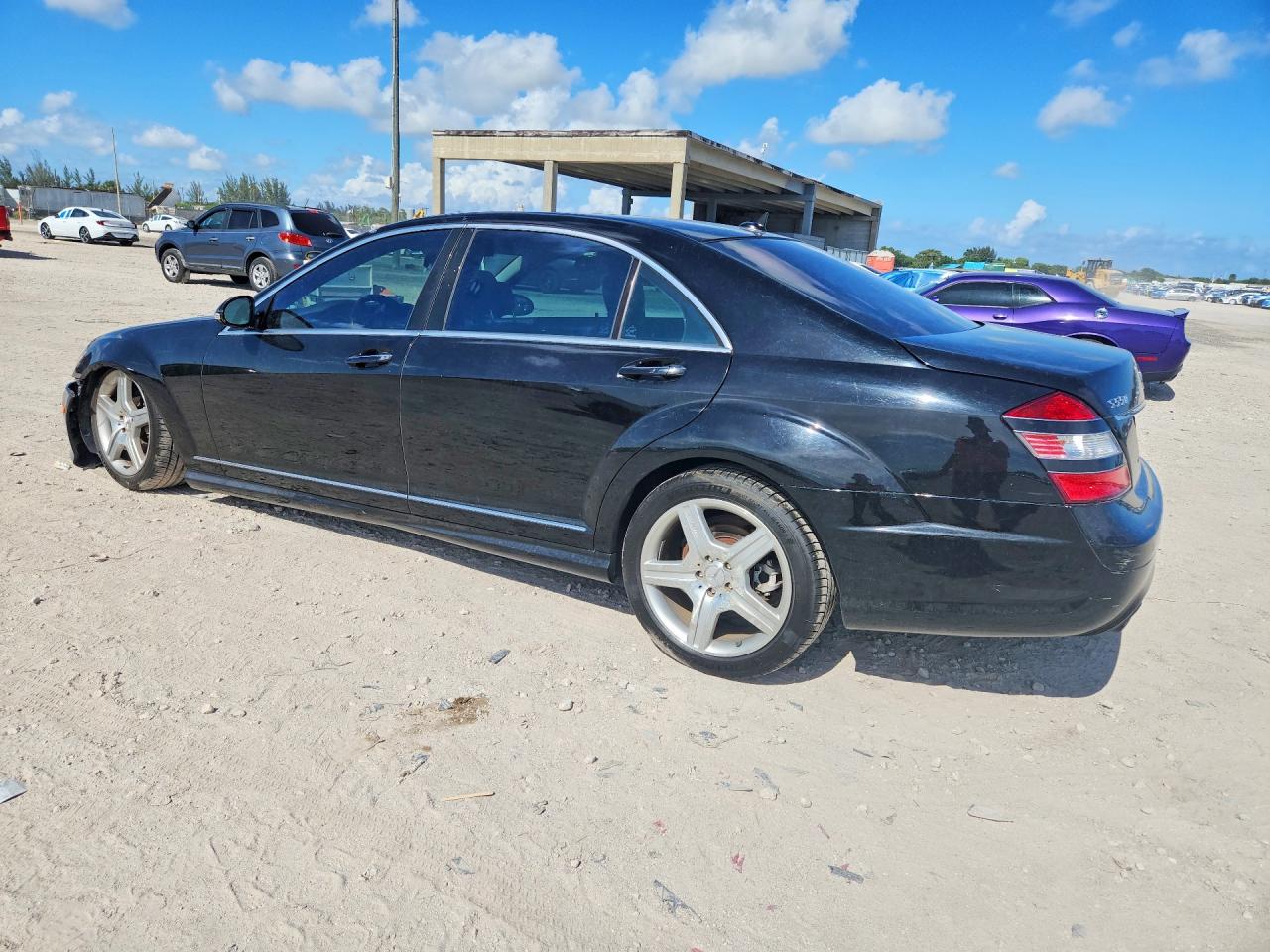 2008 Mercedes-benz S 550 Black vin: WDDNG71X98A159181