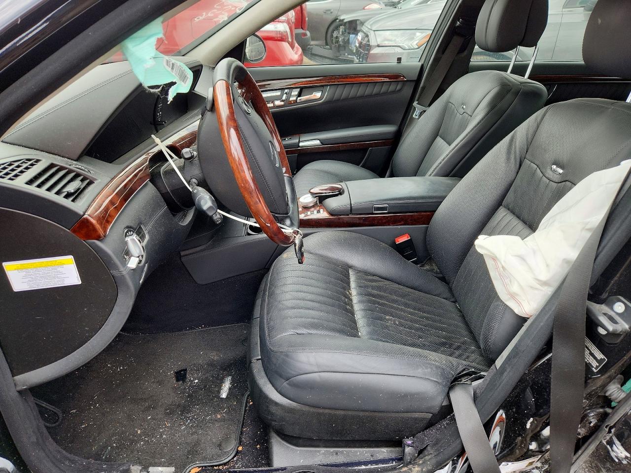 2009 Mercedes-benz S 600 Black vin: WDDNG76X09A273063