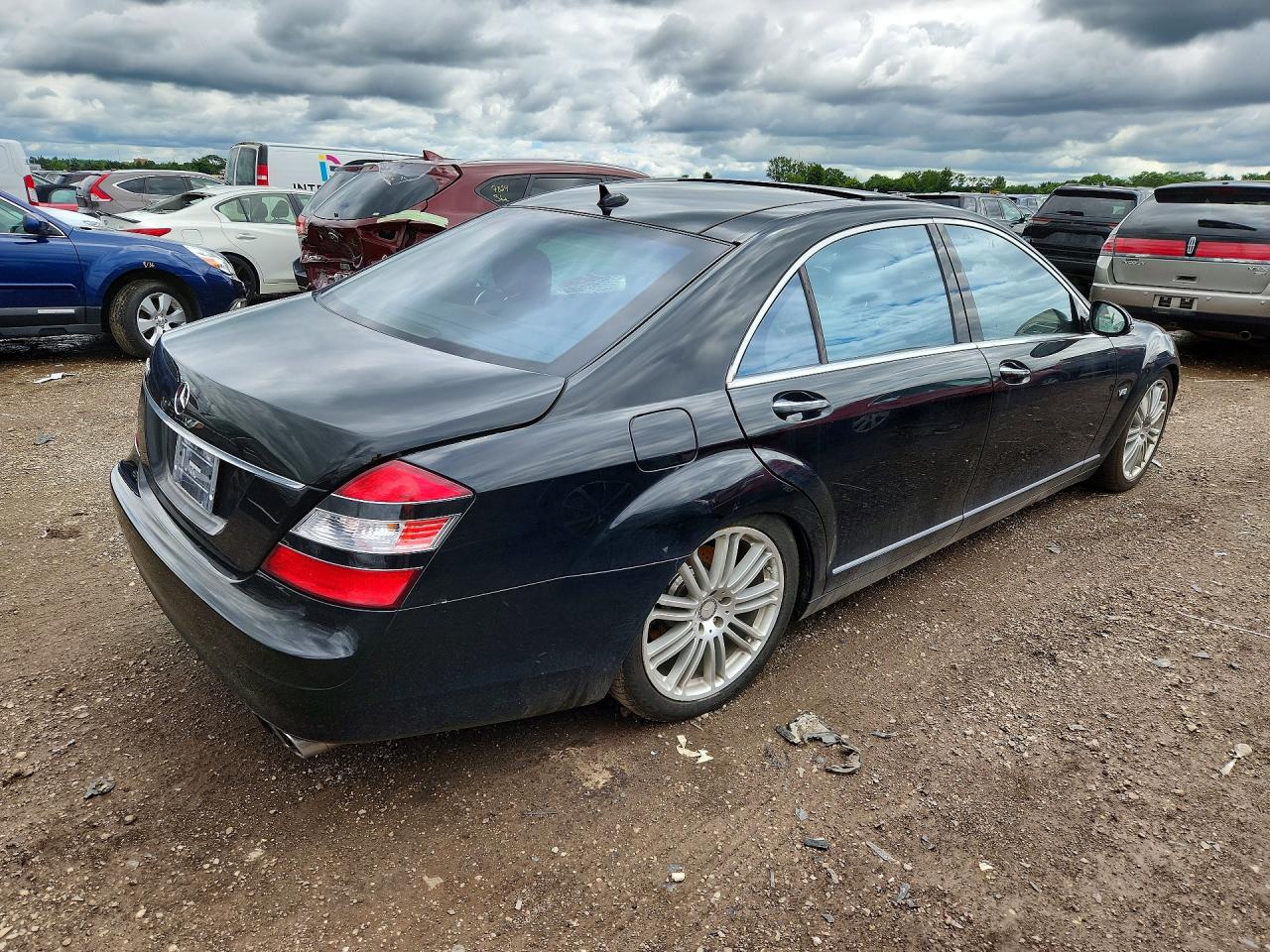 2009 Mercedes-benz S 600 Black vin: WDDNG76X09A273063