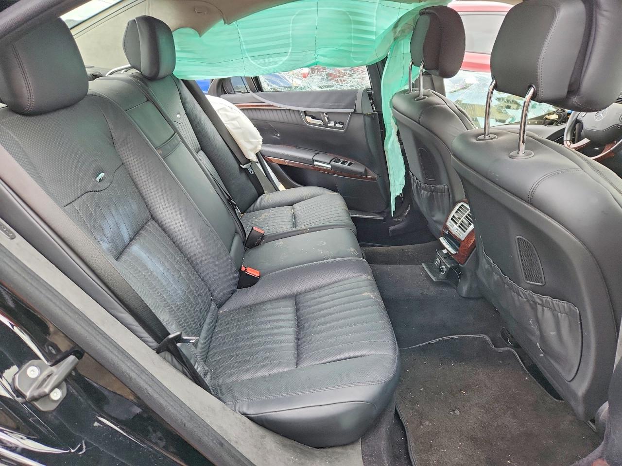 2009 Mercedes-benz S 600 Black vin: WDDNG76X09A273063