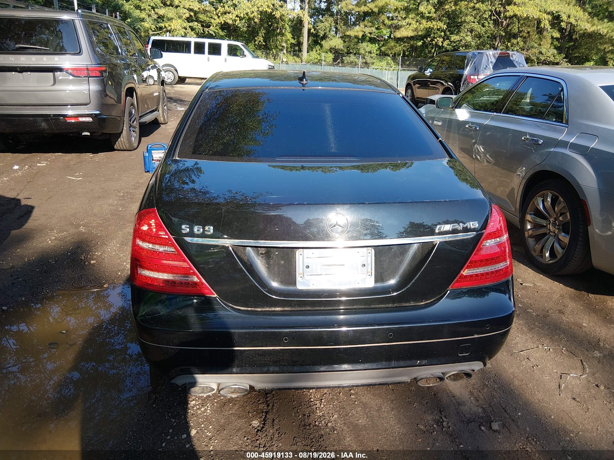 2009 Mercedes-benz S 63 Amg   Black vin: WDDNG77X29A256649