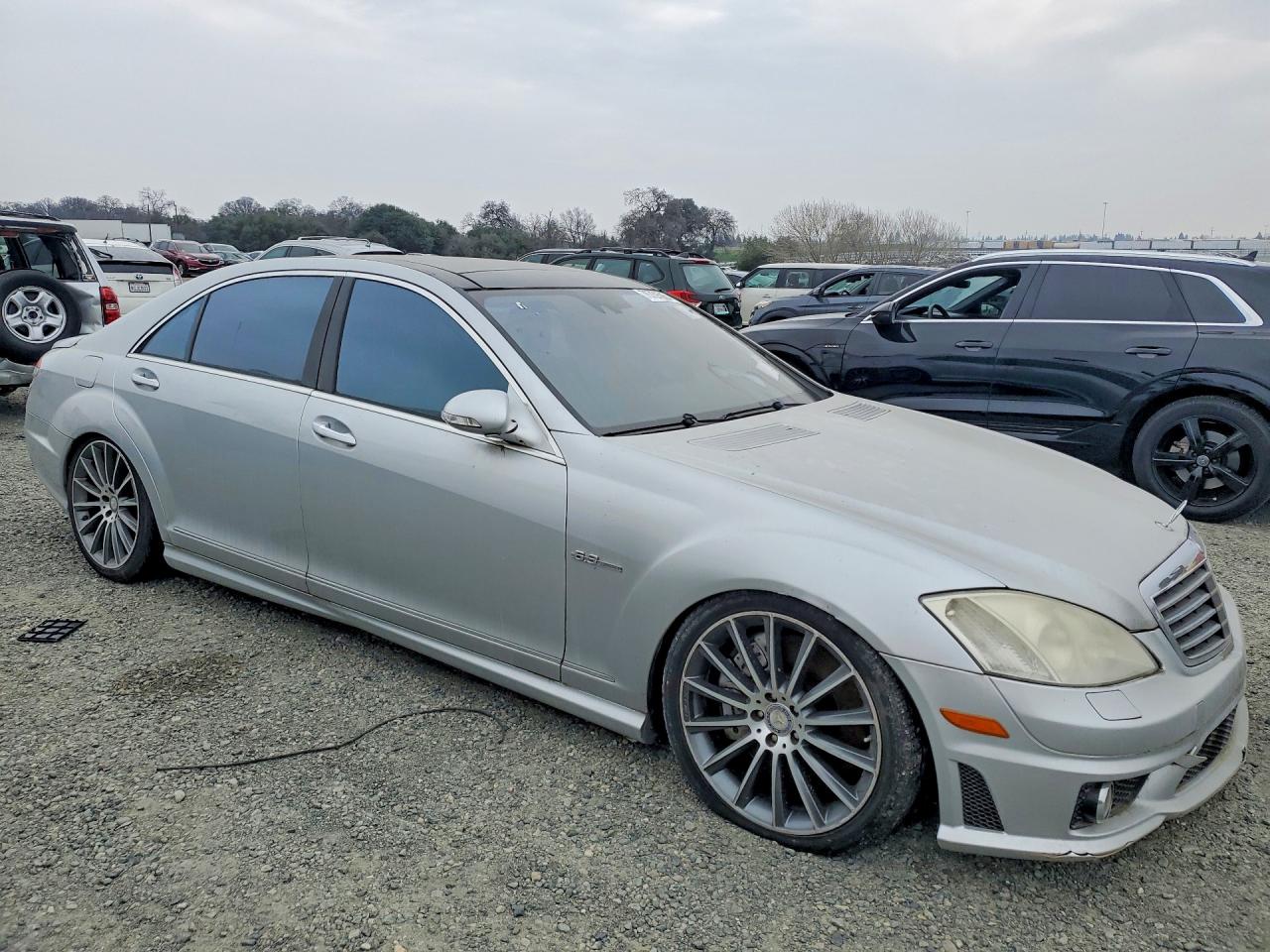 2008 Mercedes-benz S 63 Amg Серебряный vin: WDDNG77X48A219570