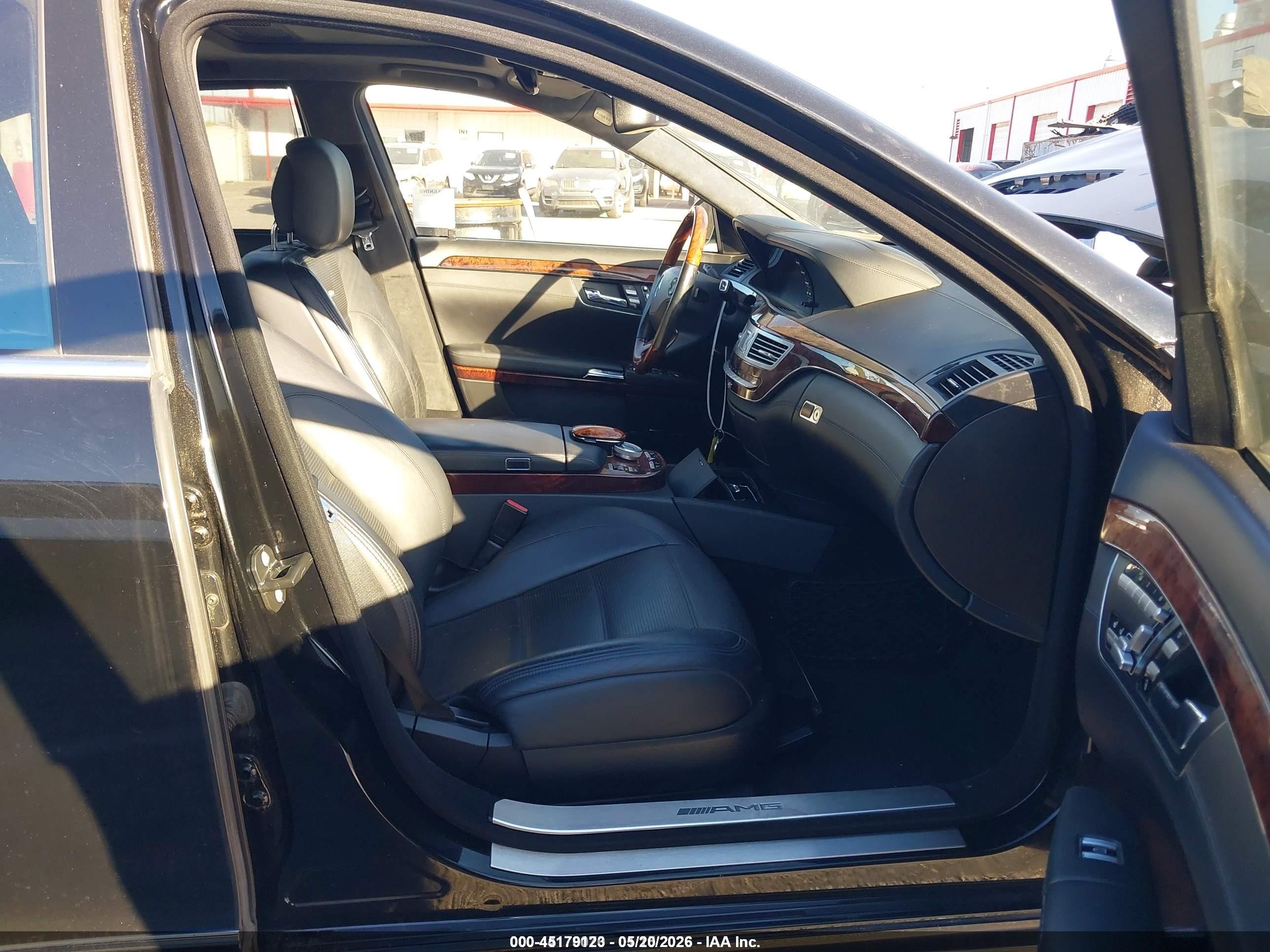 2007 Mercedes-benz S 65 Amg   Black vin: WDDNG79X97A144750