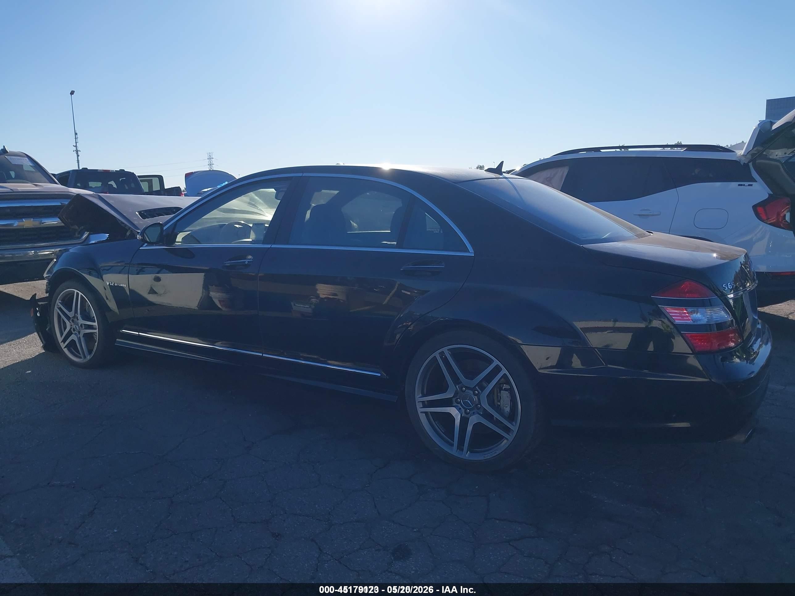 2007 Mercedes-benz S 65 Amg   Black vin: WDDNG79X97A144750