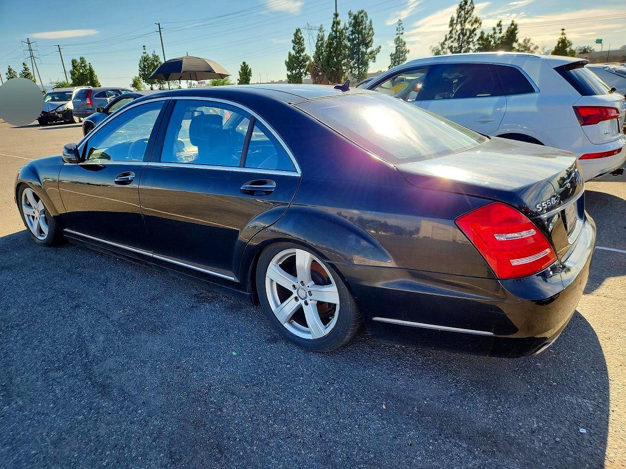 2011 Mercedes-benz S 550 Black vin: WDDNG7BB0BA361983